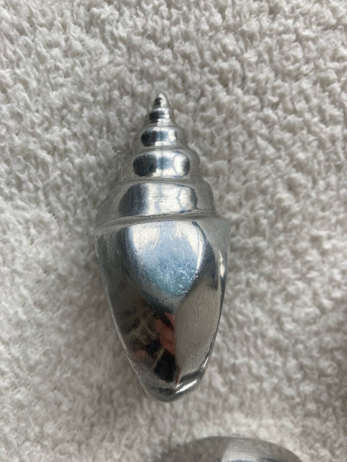 6 silver metal shell napkin rings