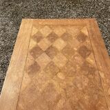 Extendable coffee table