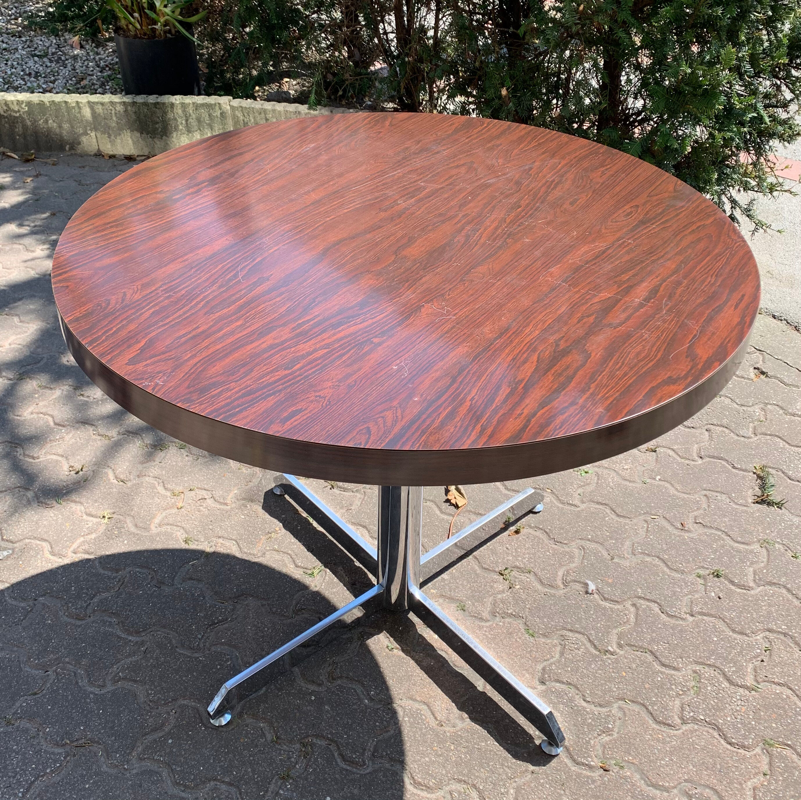 Table Roche Bobois around 1970 laminated rosewood