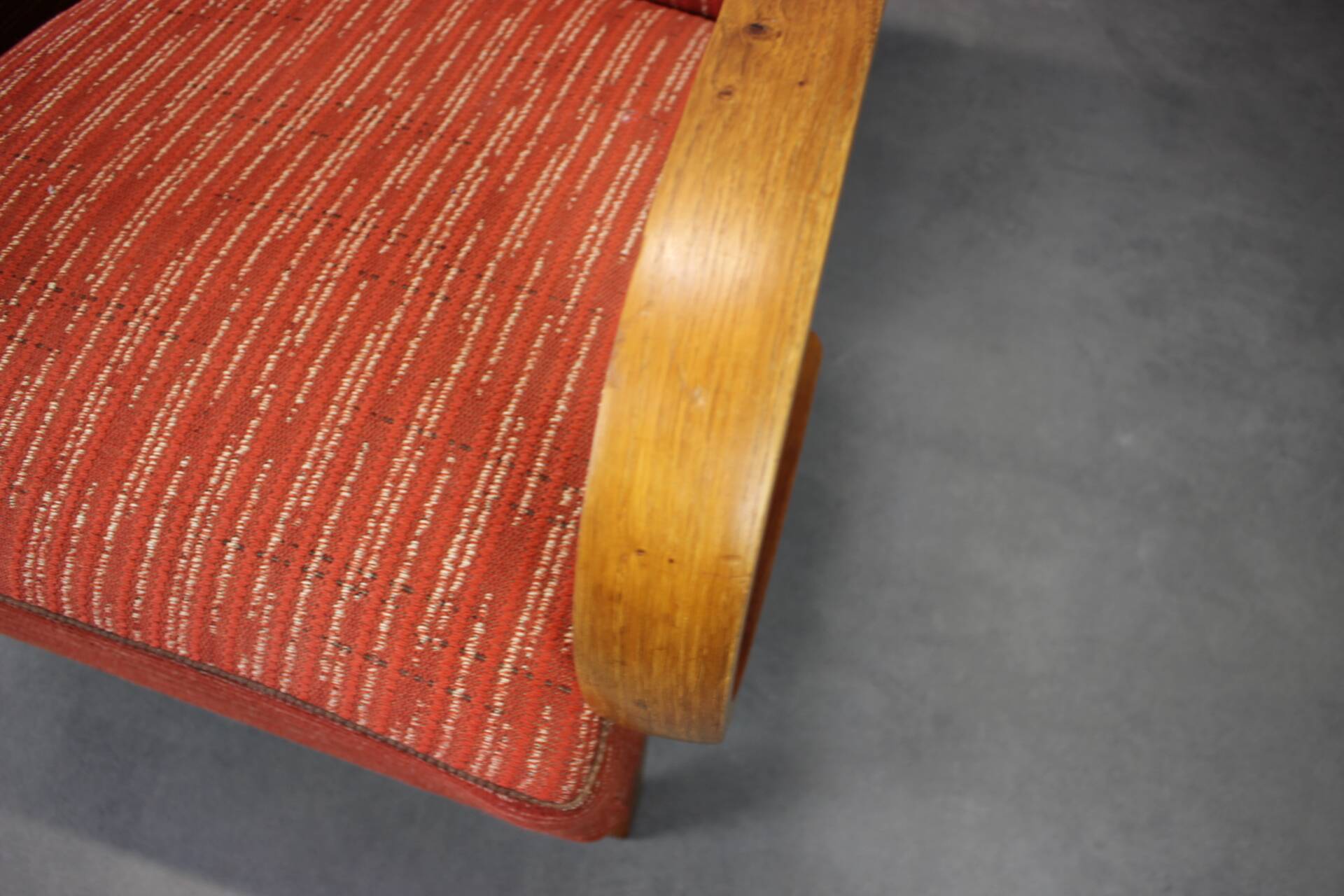 Pair of Halabala deck chairs from the 1950s, curved wooden chairs, Czech Republic.