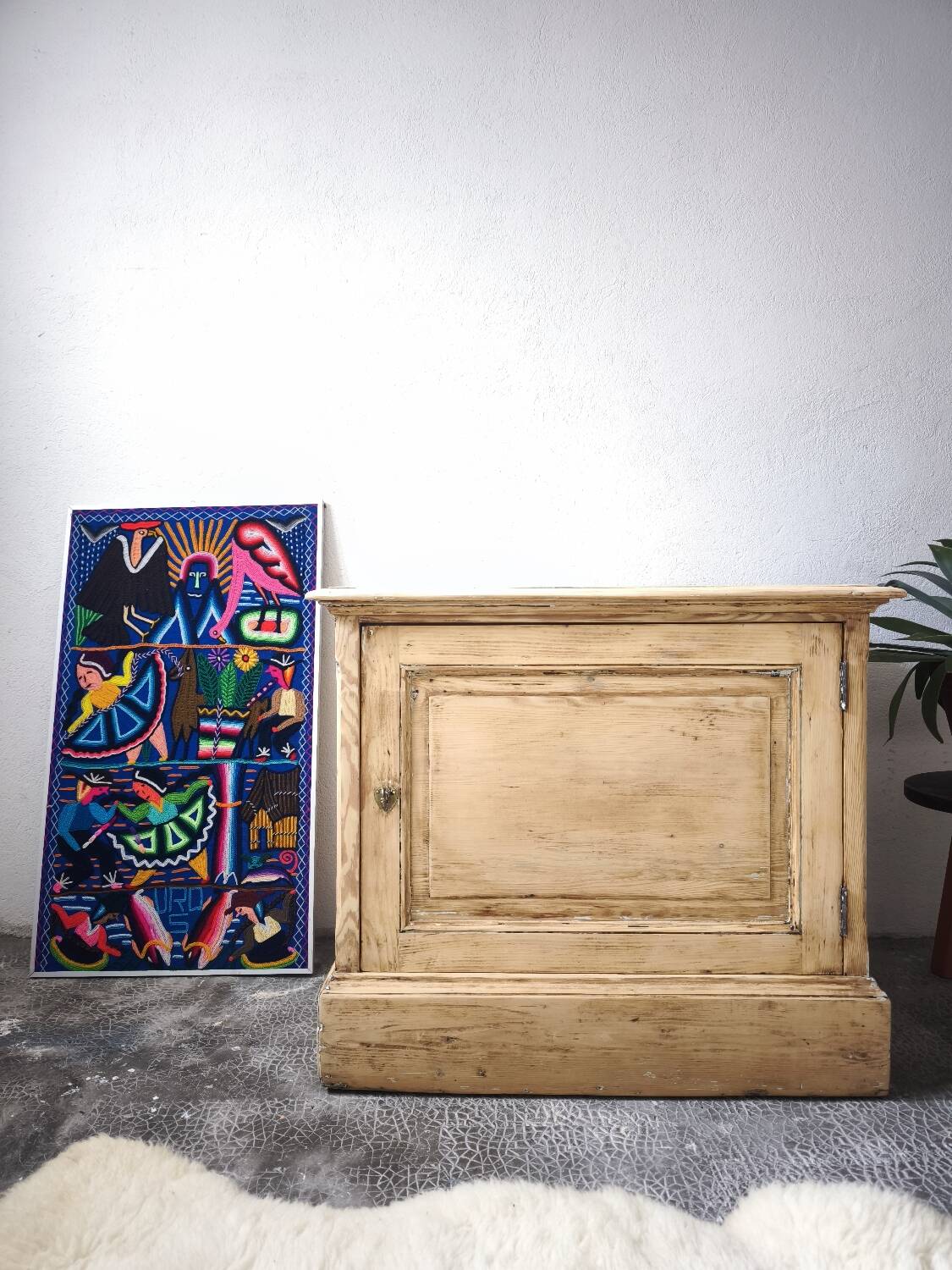 Confiturier, buffet ancien en sapin