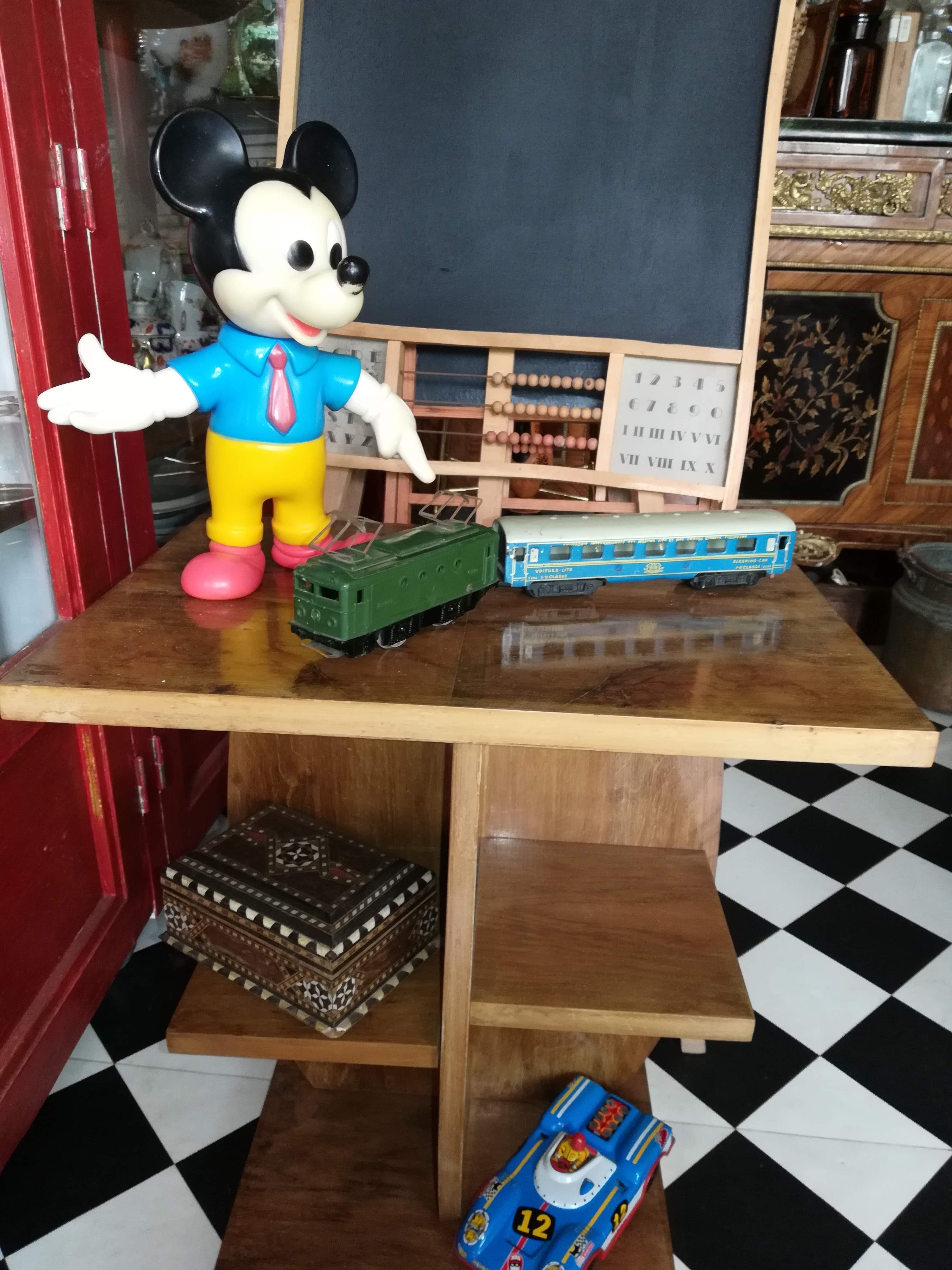 Locomotive and its Jep wagon