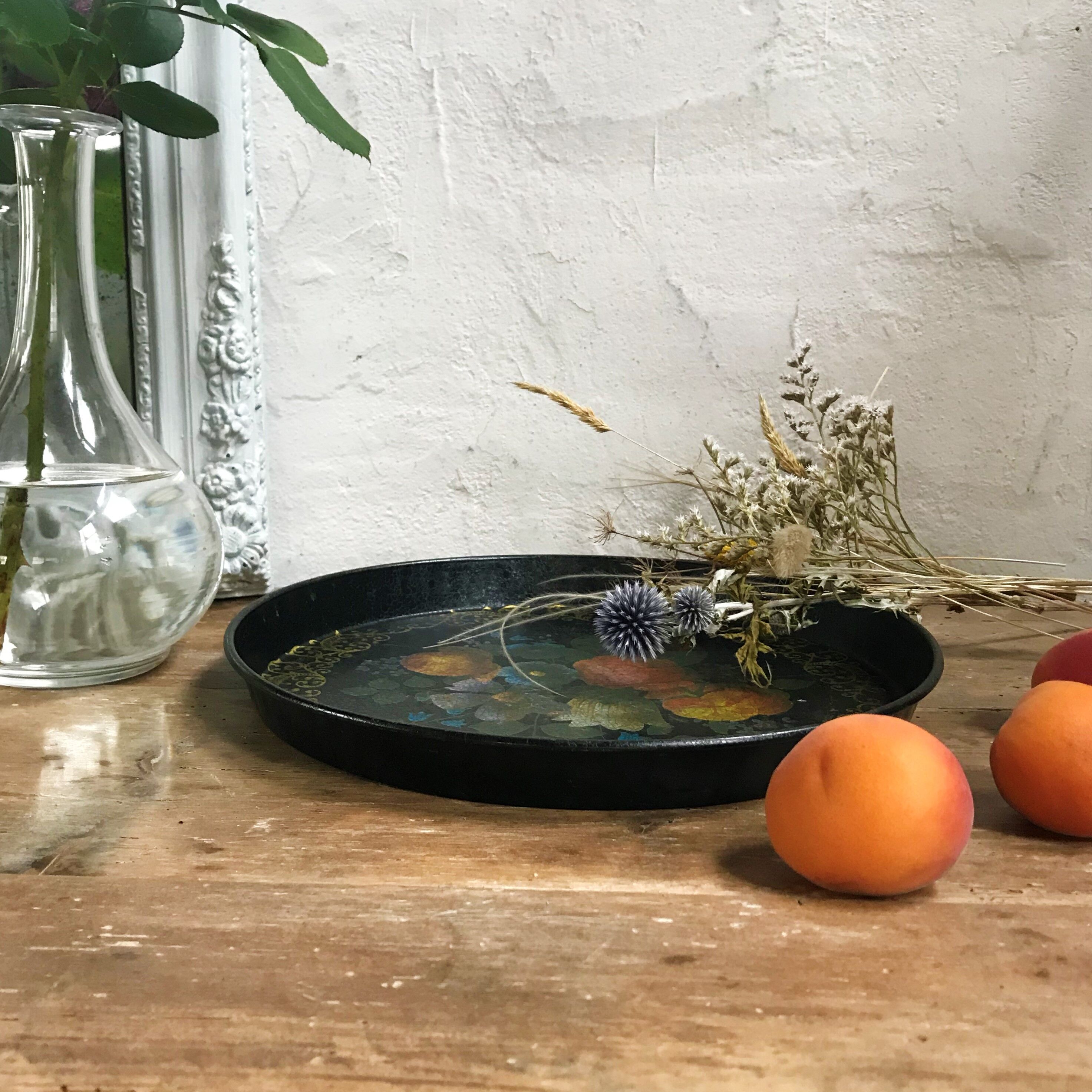 Napoleon III tray in painted sheet metal