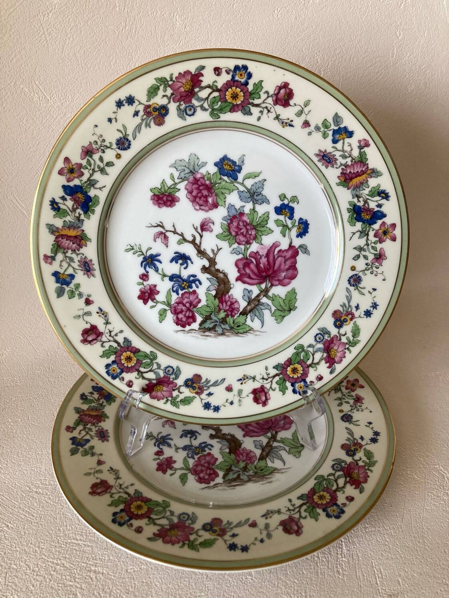 2 Large Presentation Plates “Tree of India” Decor Charles Ahrenfeldt
