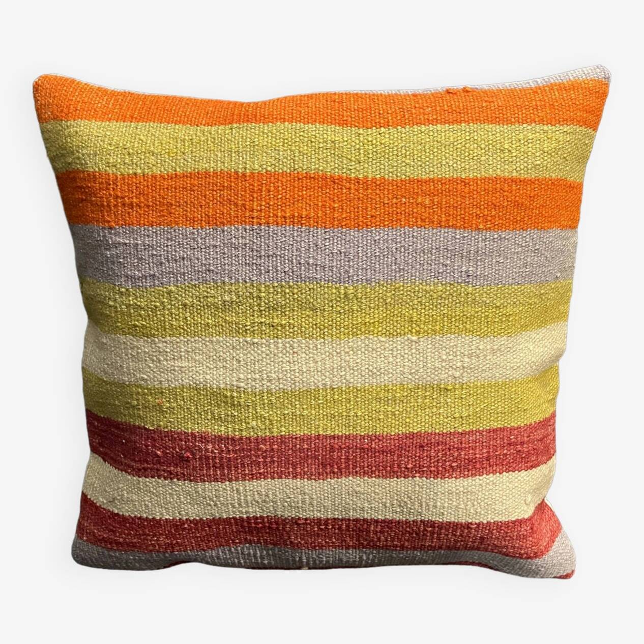 Coussin en laine turque rayé
