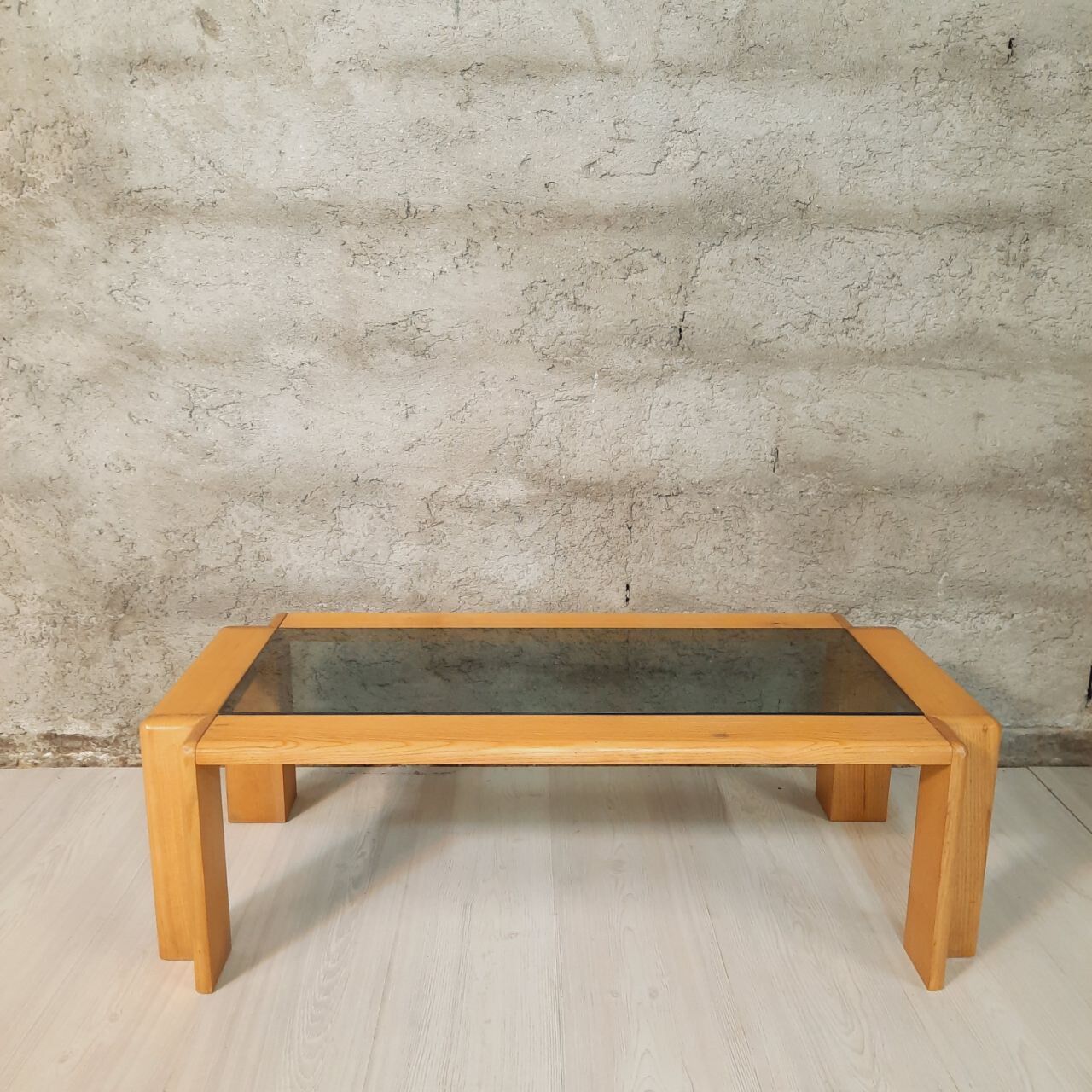 Pair of coffee tables 1970/1980