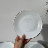 10 assiettes à dessert en porcelaine de Limoges blanches