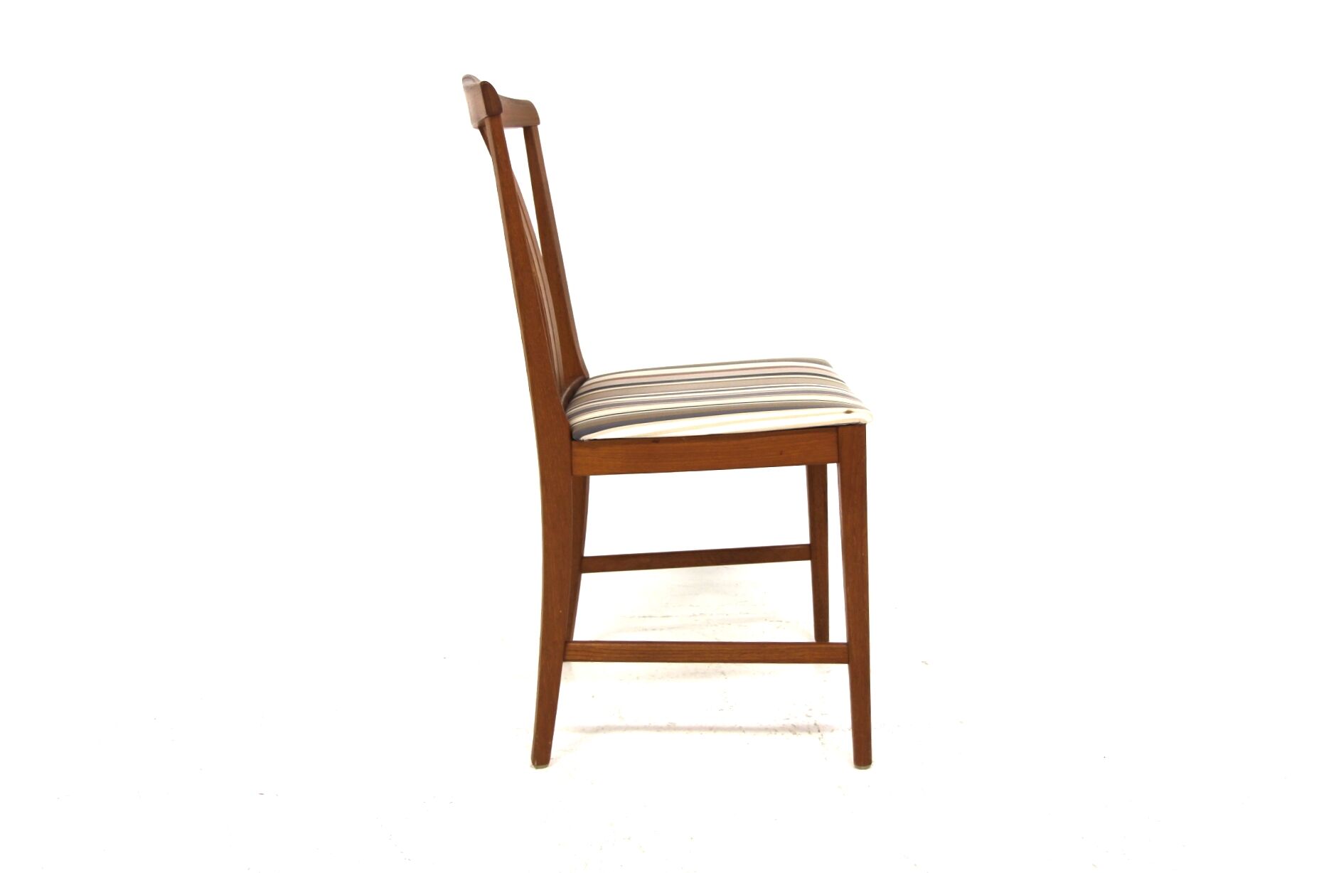 Set of 4 Scandinavian teak chairs, Karl Erik Ekselius, JOC, Sweden, 19