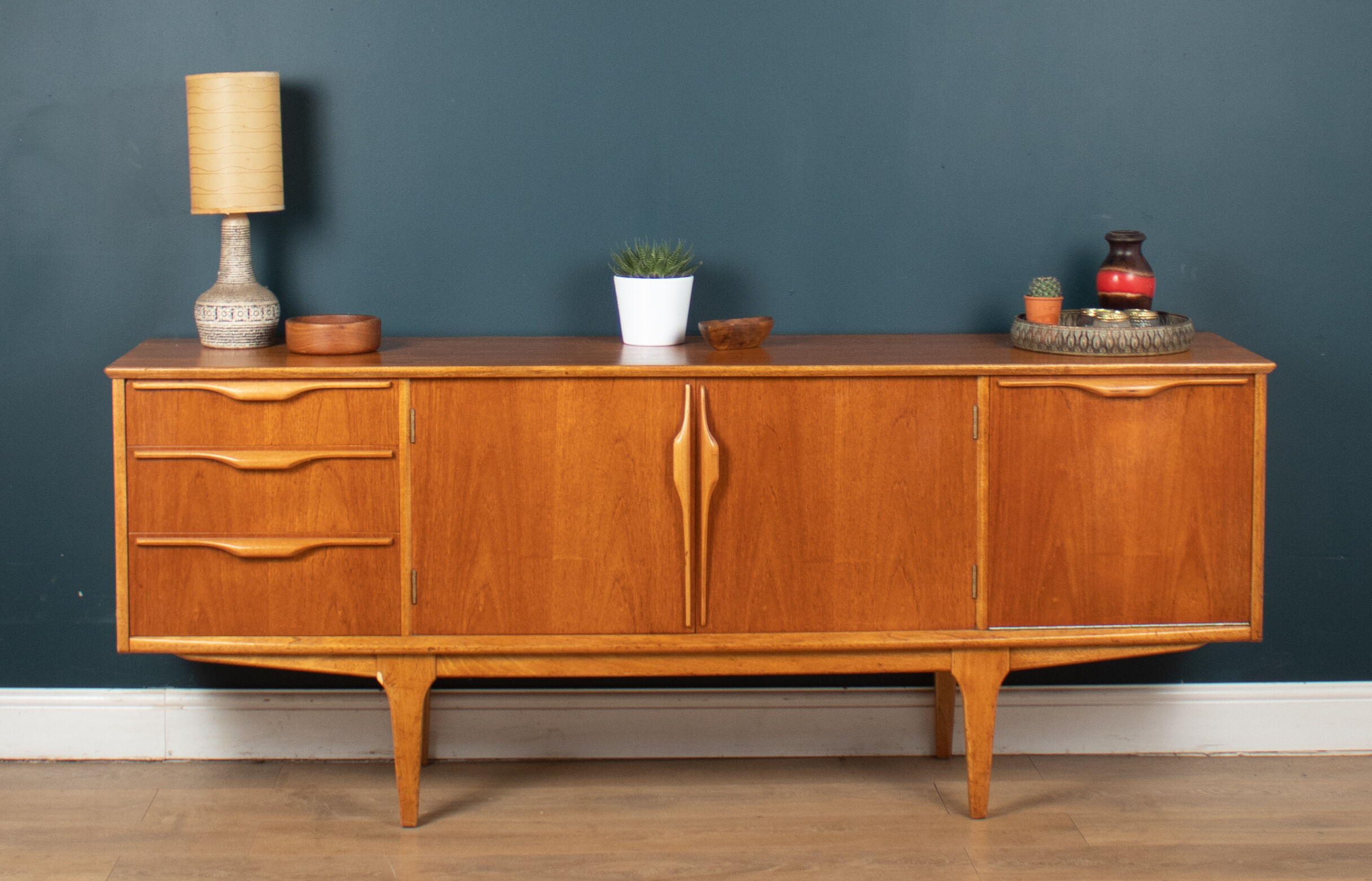 Retro teak 1960s jentique sideboard with folded handles