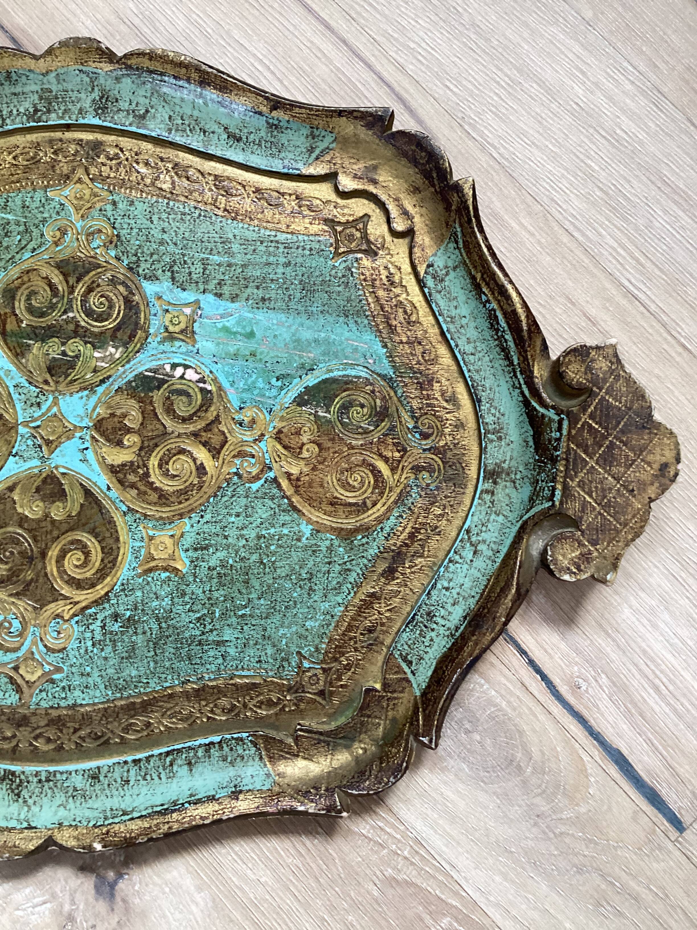 Service tray
