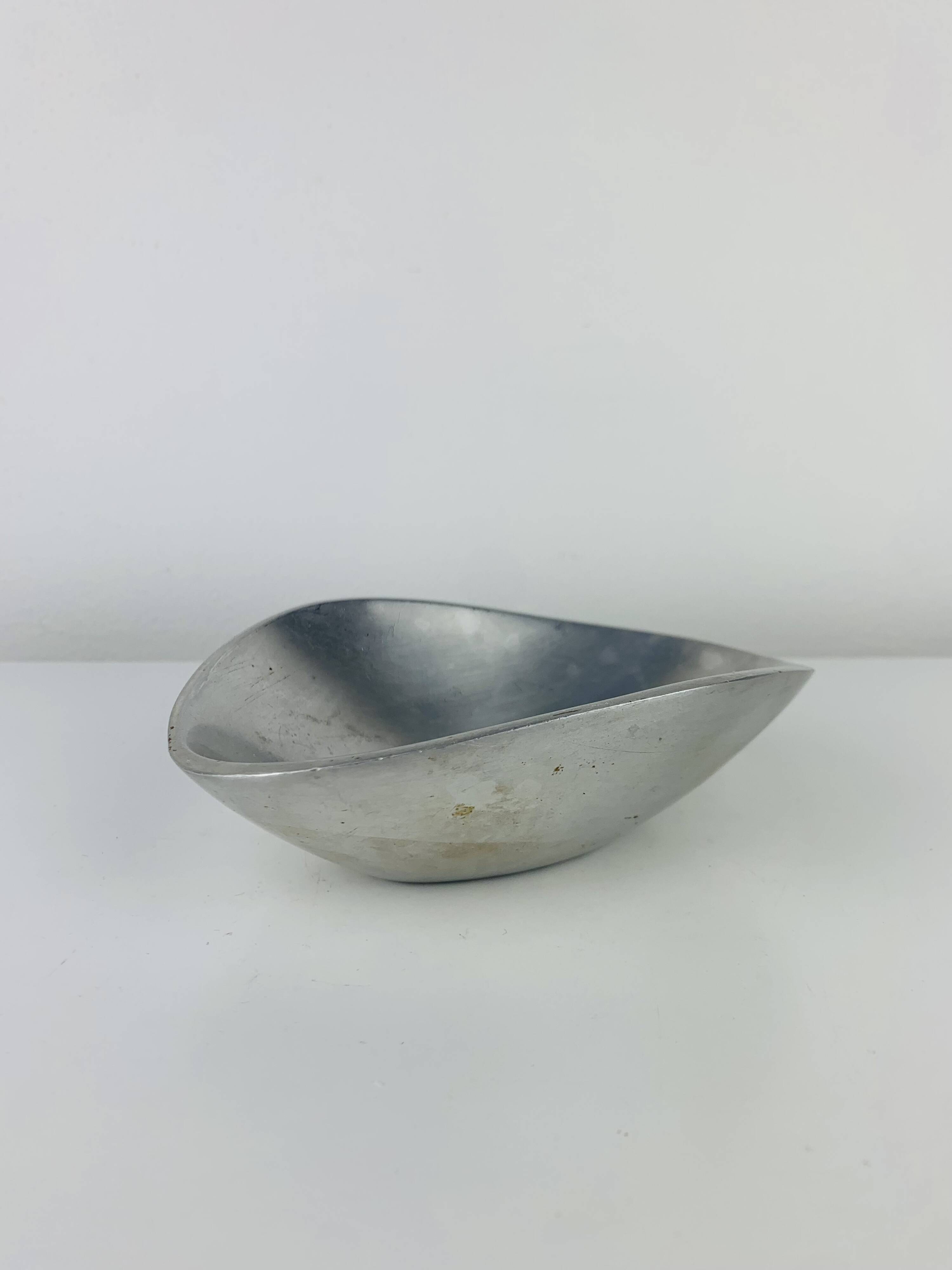 Aluminium catchall, freeform, vintage