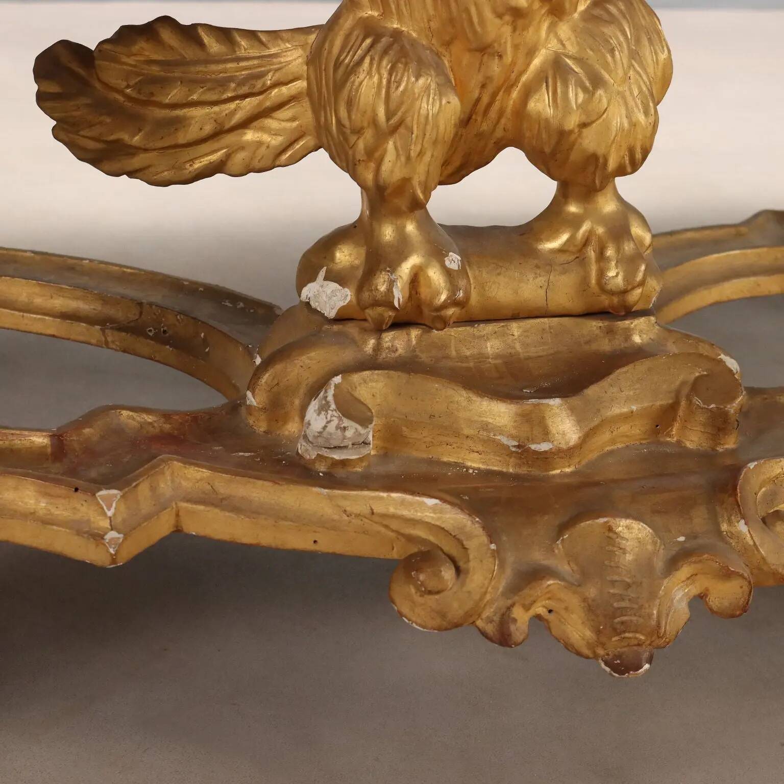 Console ancienne éclectique en bois sculpté et doré, Italie, XIXe siècle