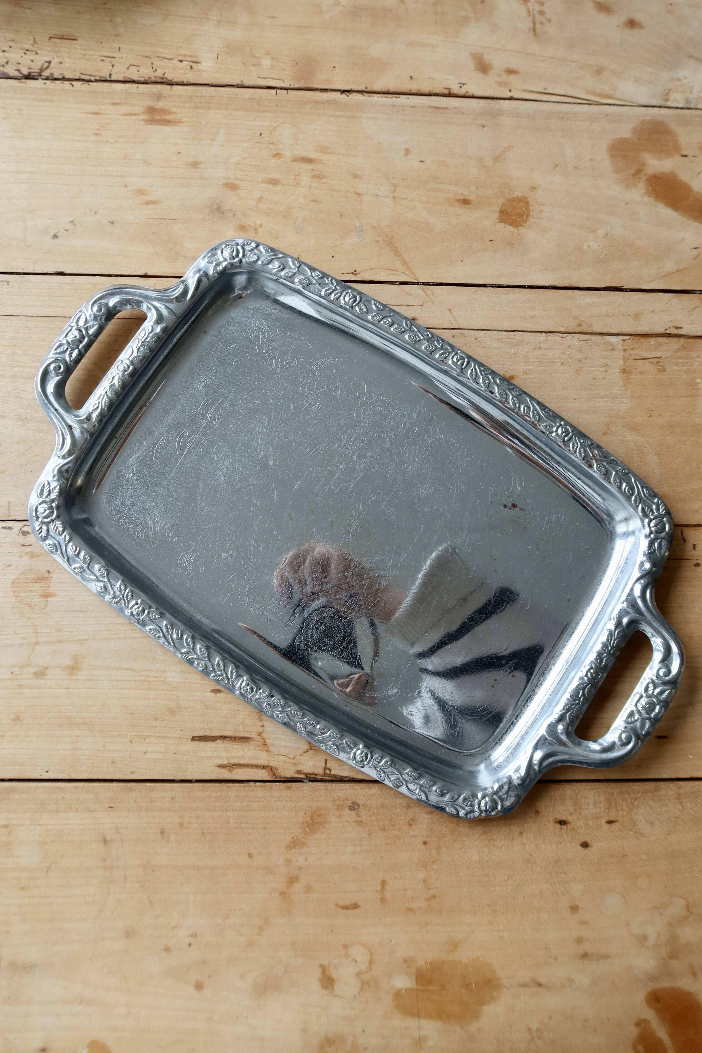 Vintage rectangular silver-plated tray - Engraved pattern