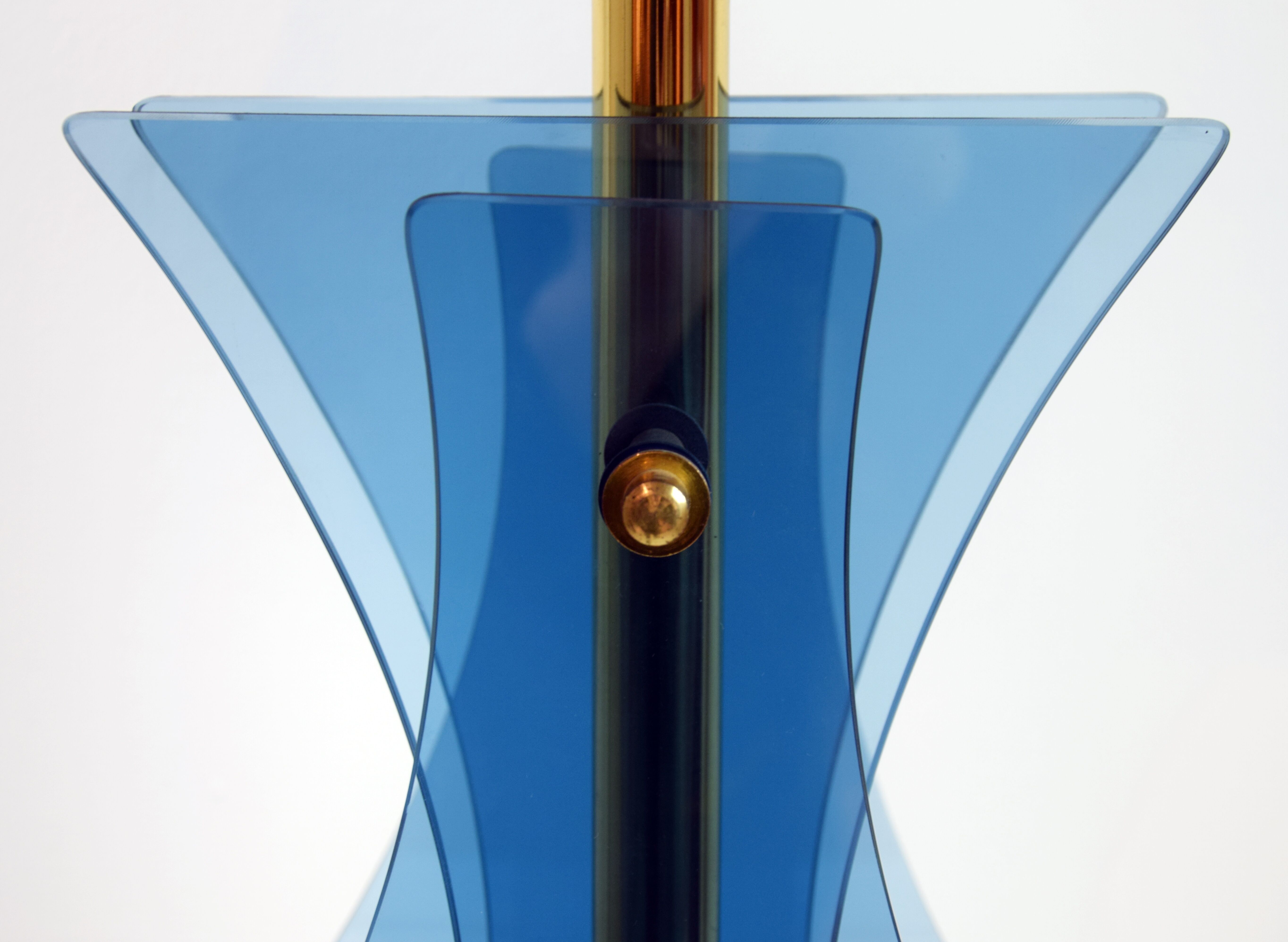 Lampe italienne, piètement en verre, années 60