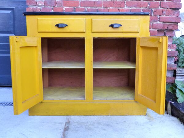 Buffet meuble d'atelier