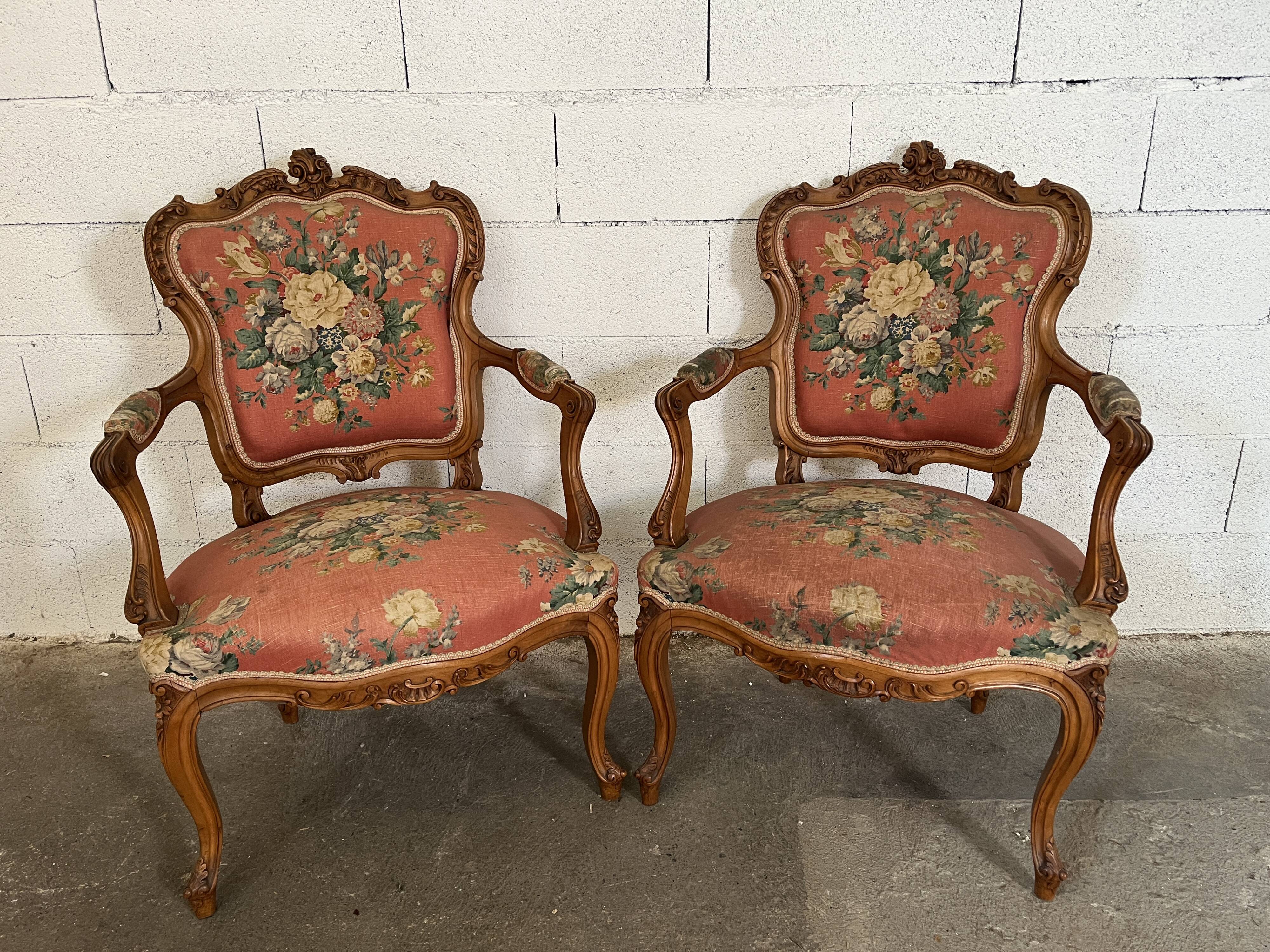 Pair of convertible armchairs