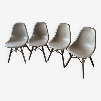 4 chaises DSW Eames