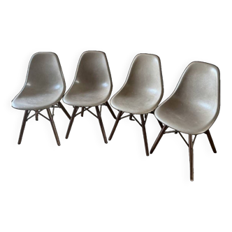 4 chaises DSW Eames