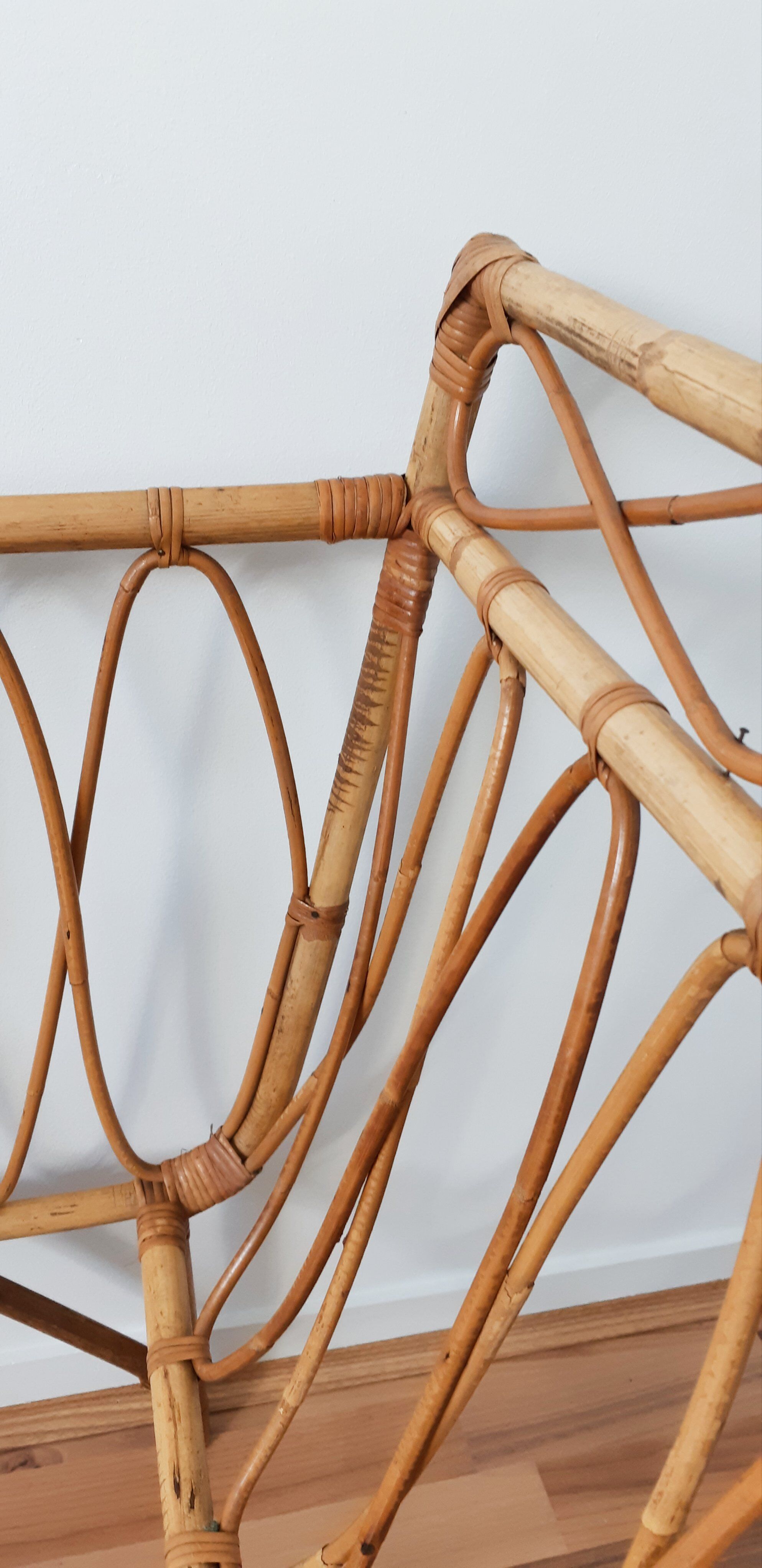 Sofa in child rattan + dressing