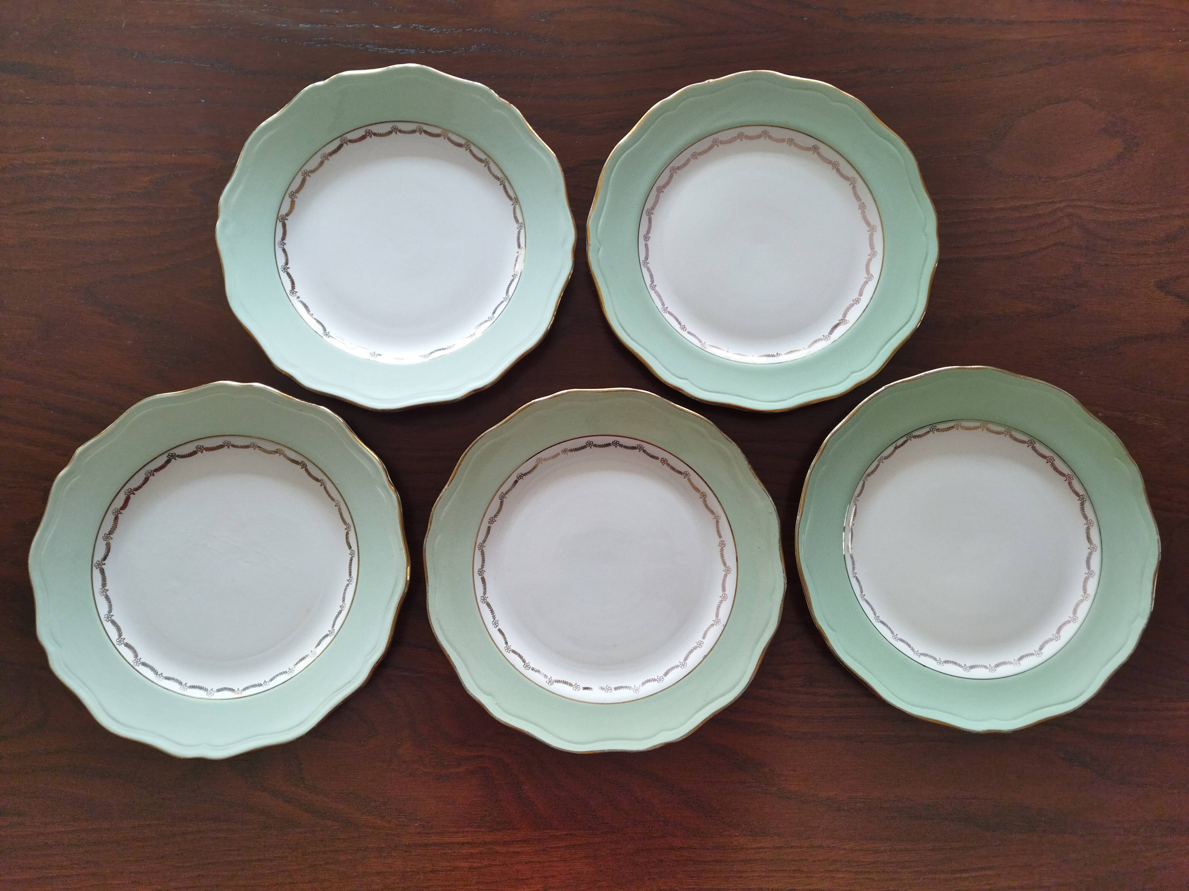 9 assiettes plates L'Amandinoise "Cafés Nico"