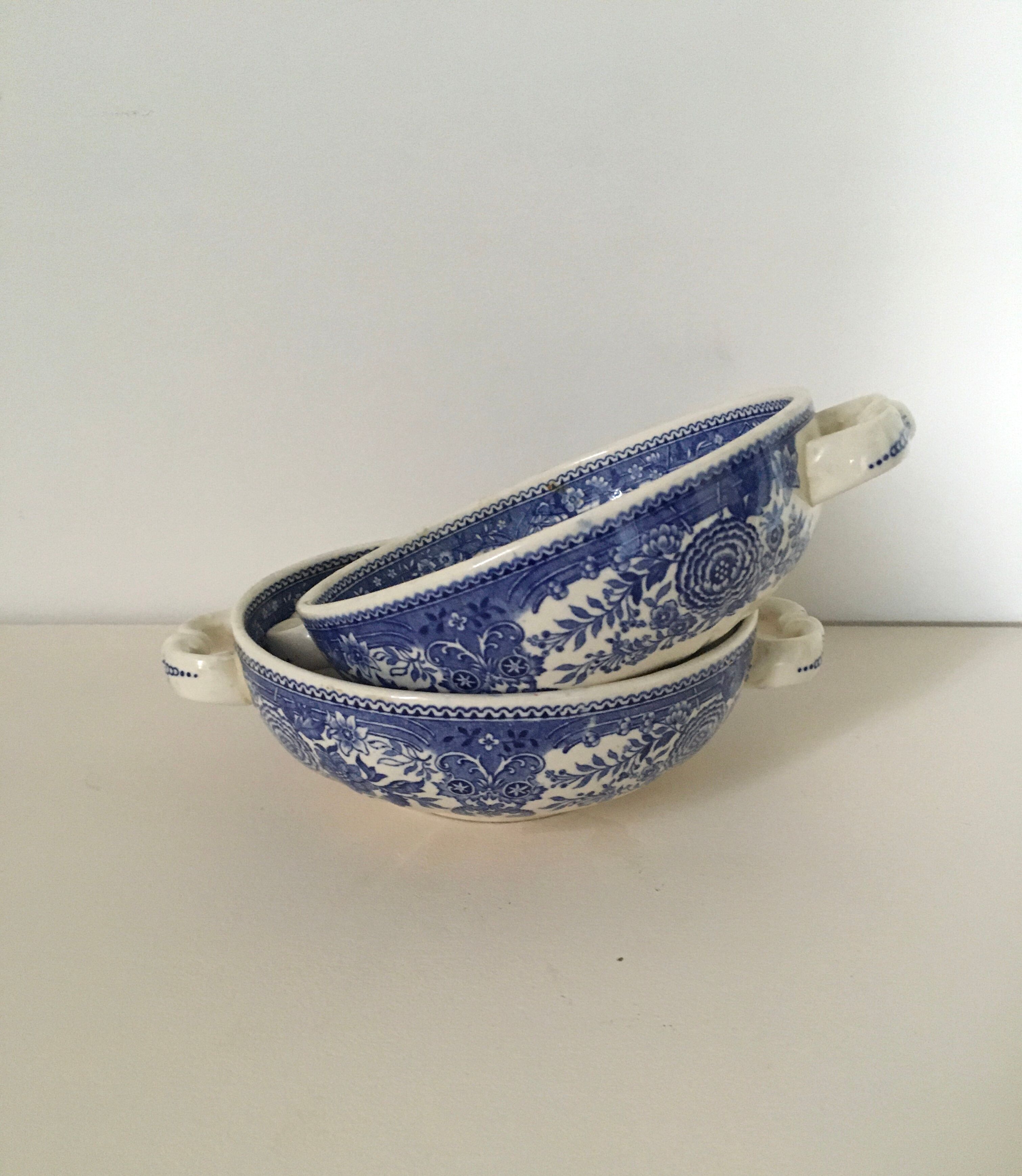 2 Villeroy and Boch cups