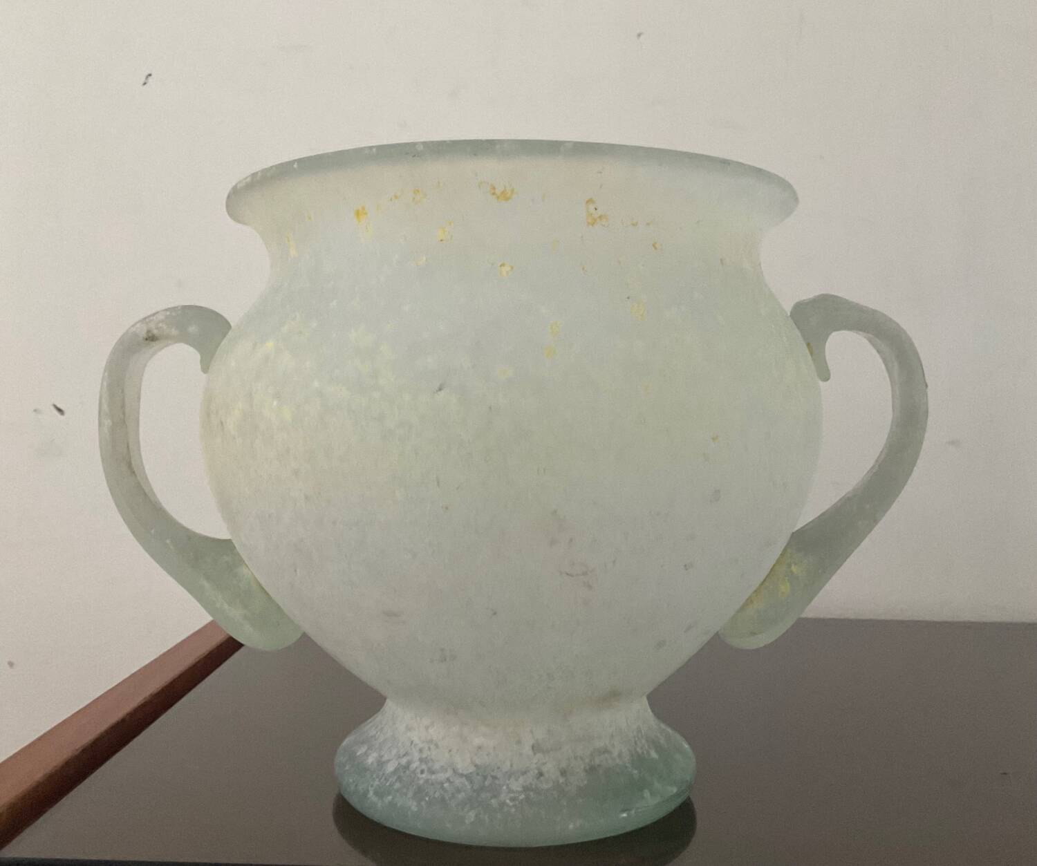 “Scavo” ear vase in Murano glass paste