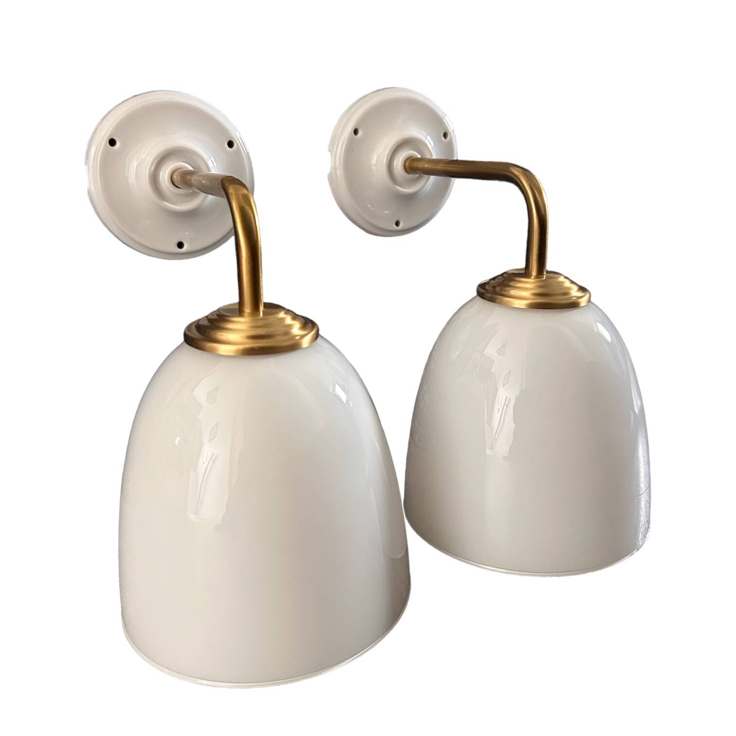 Paire d’appliques murales blanches