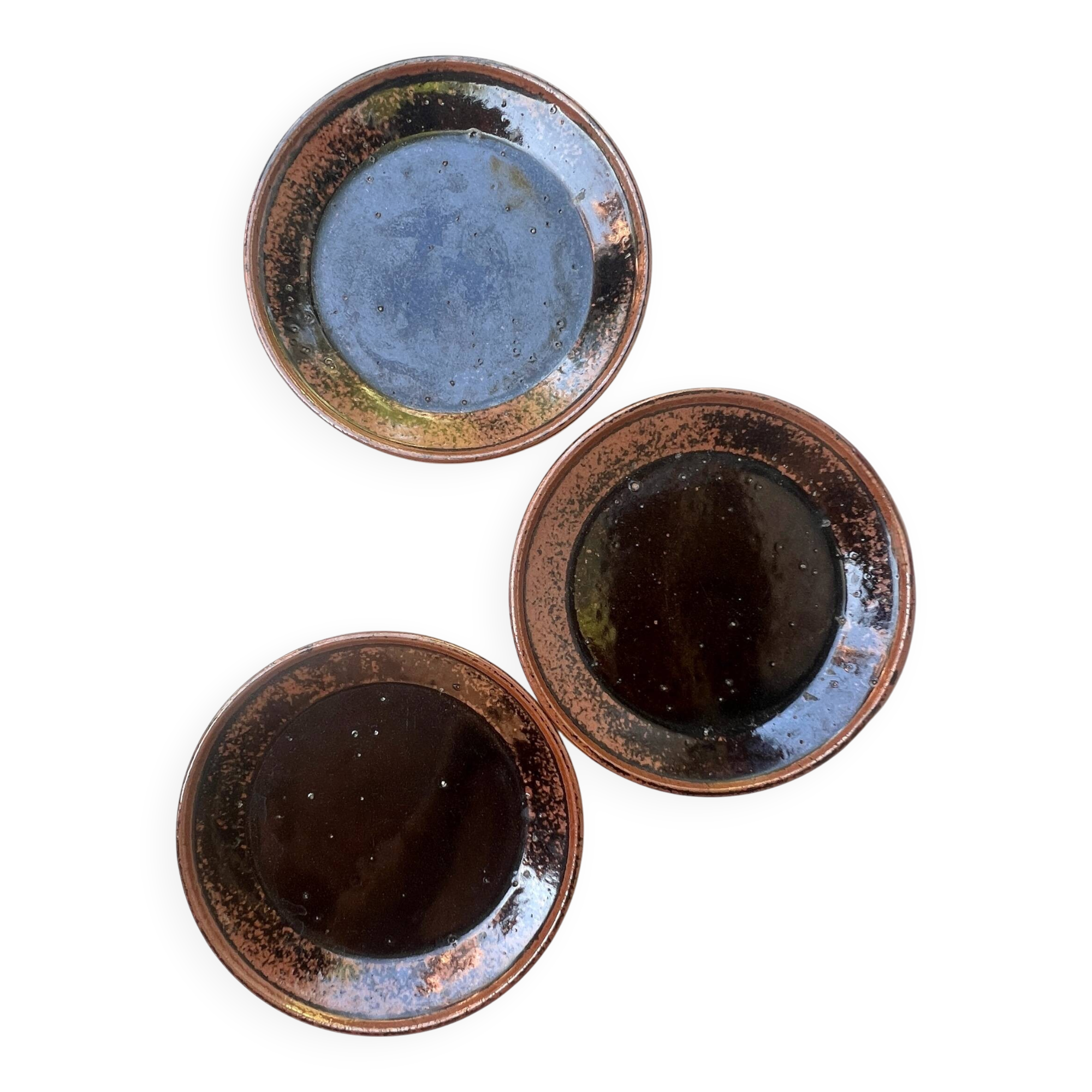 Set of 3 Keraluc dessert/brunch plates in turned stoneware, France 1970.