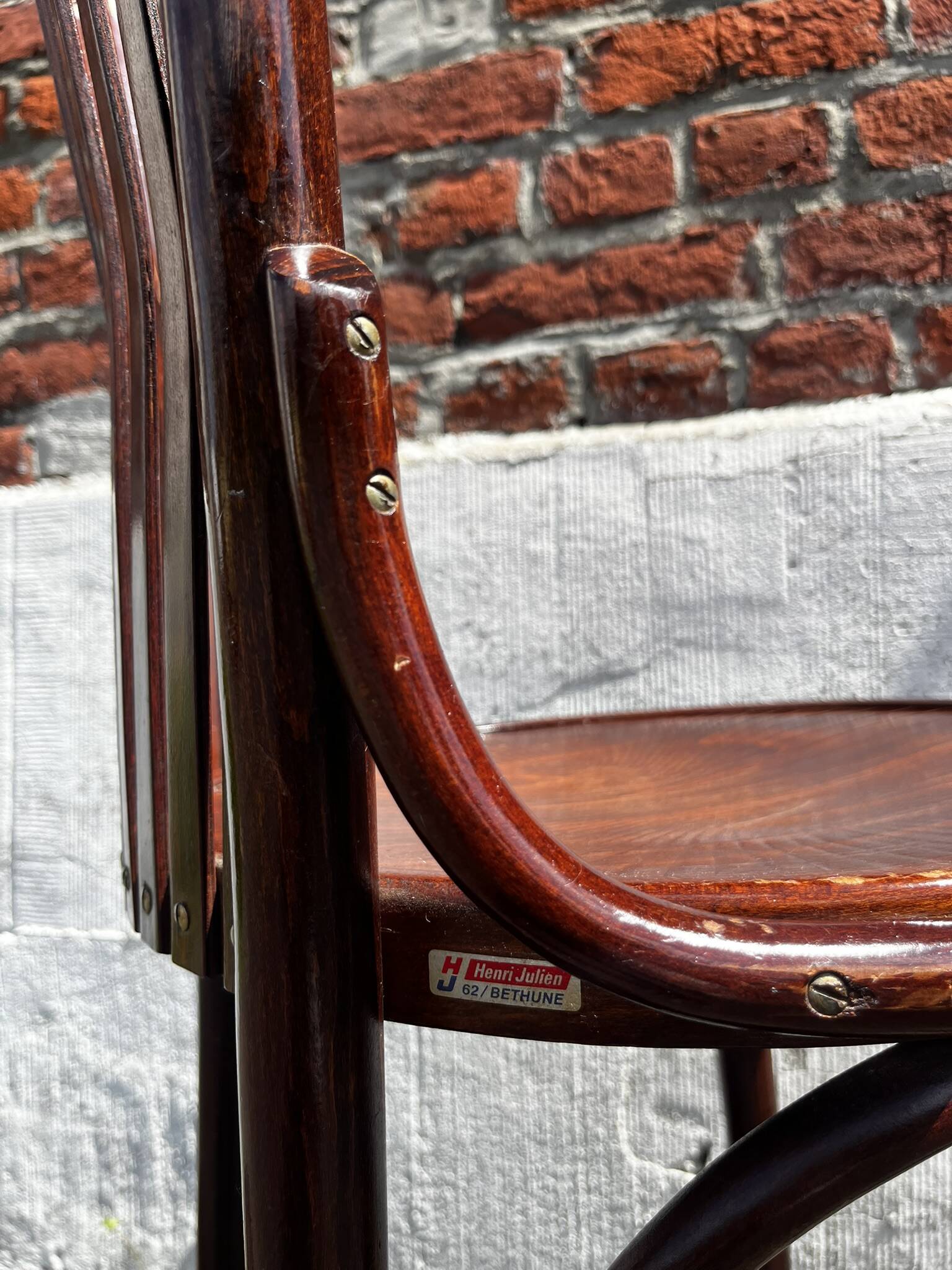 Lot of 4 vintage bistro chairs with slats in Thonet style.