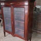 Transition showcase in restored mahogany veneer