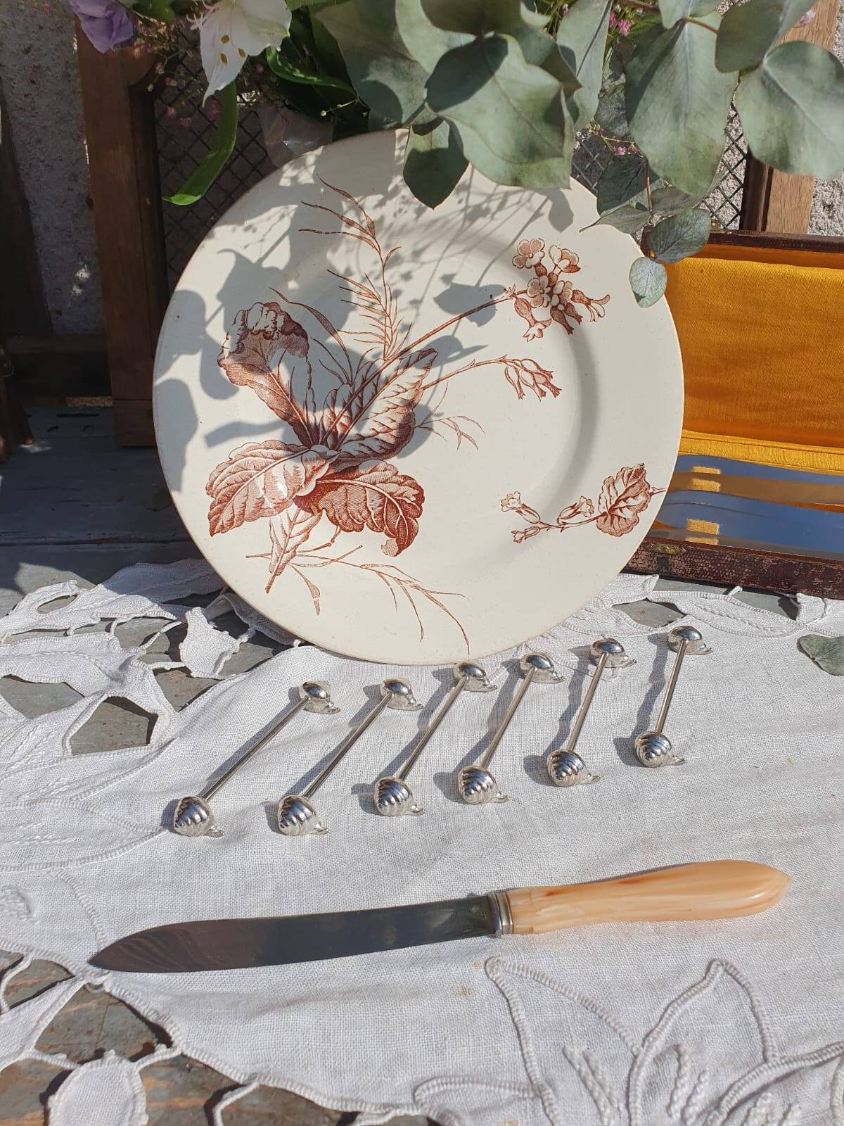 expensive silver metal snail door