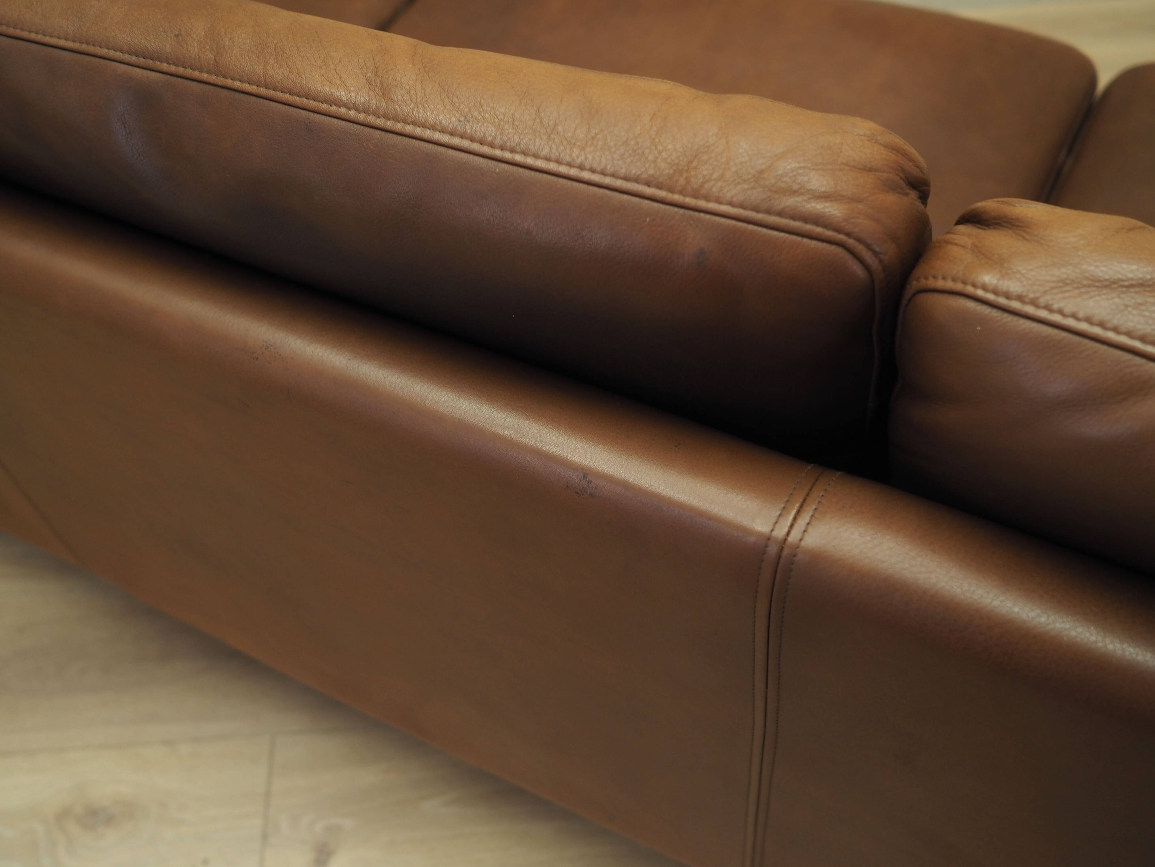 Brown leather sofa, Danish design, 1970s, production: Denmark