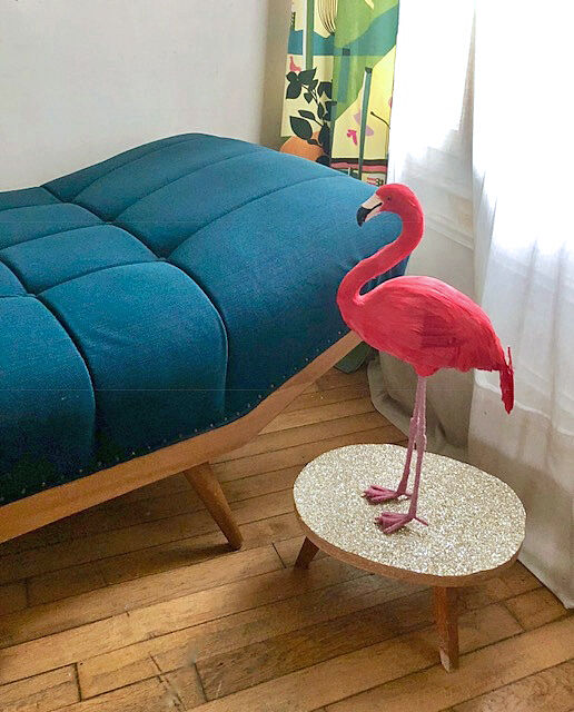 Seat style day bed years 50 feet compass