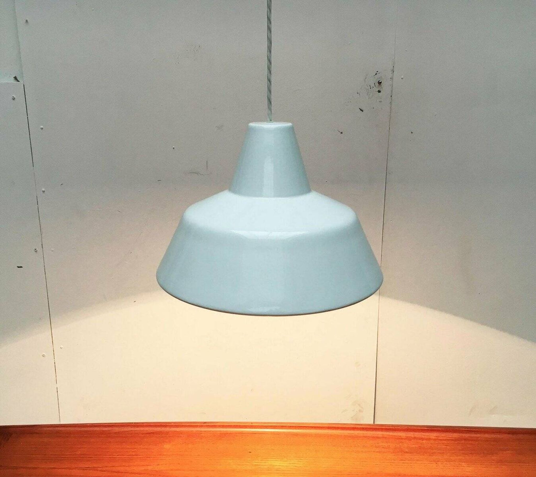 Modern Danish enamel pendant lamp from the mid-century by Louis Poulsen, 1960s.