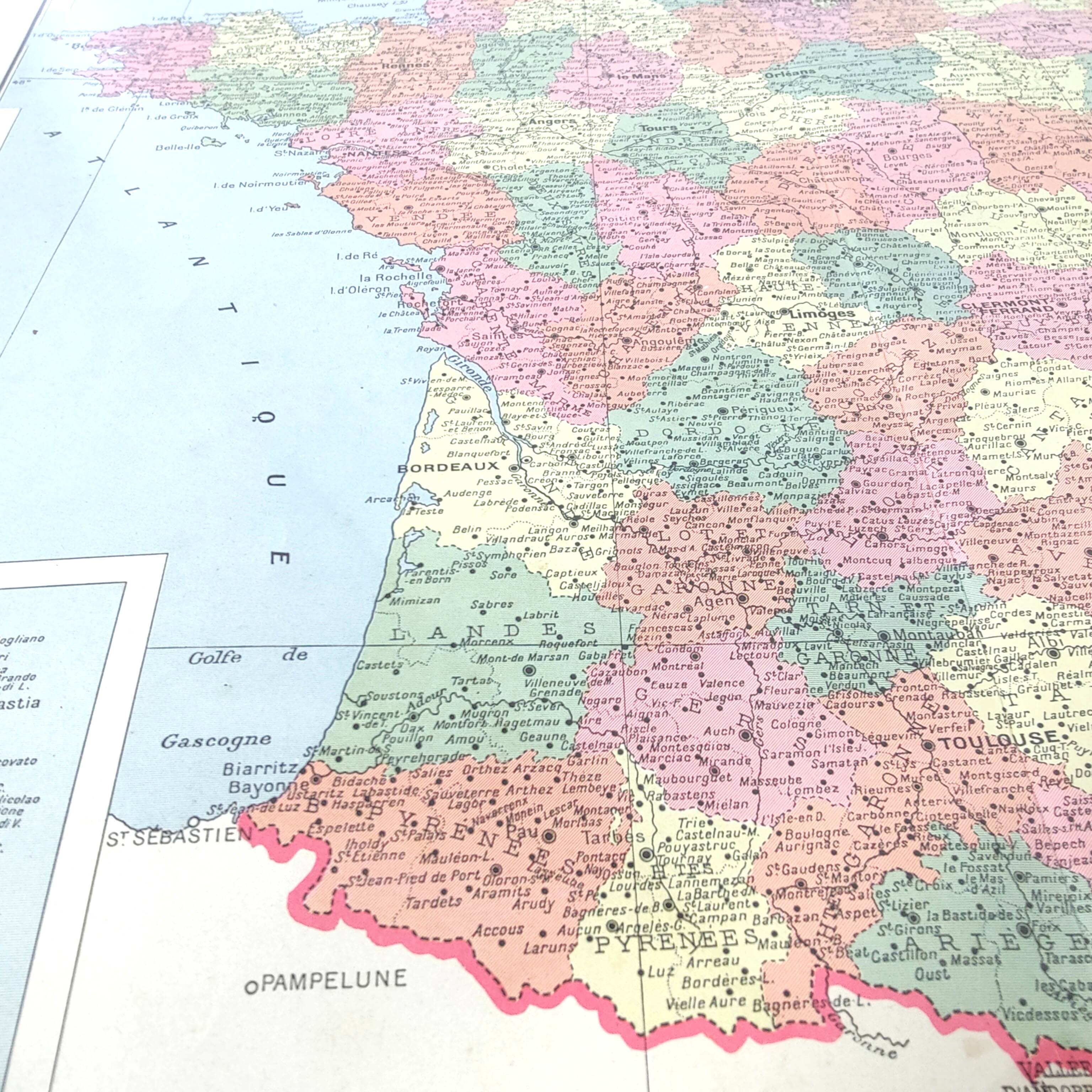 Old map of France and its departments in 1950 43x43cm