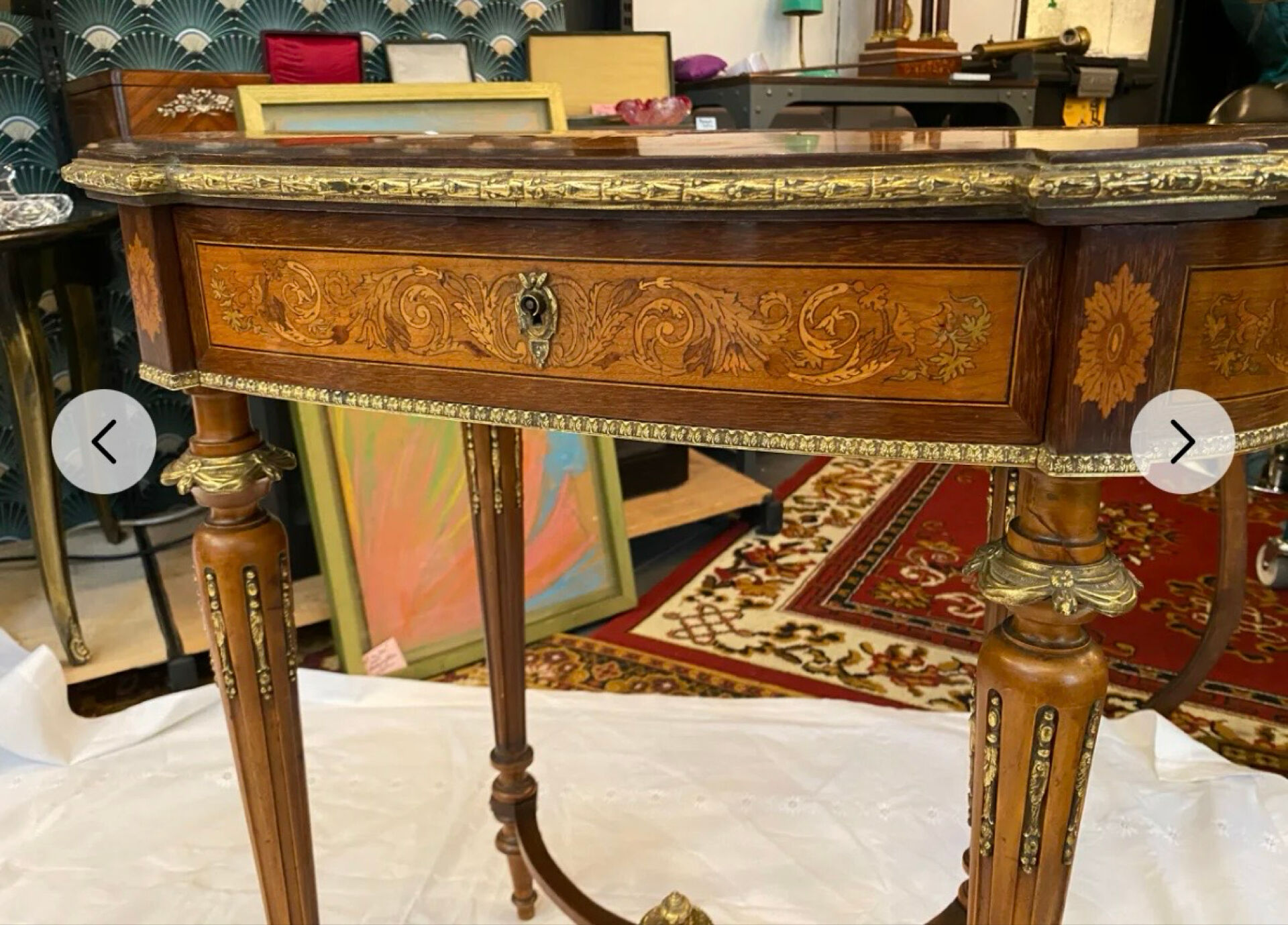 Napoleon III period dressing table (1855) fully inlaid.