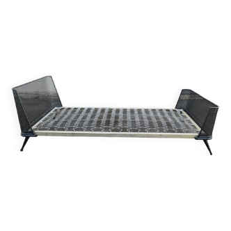 Lit repos, daybed, une place, vintage style Mategot 1960
