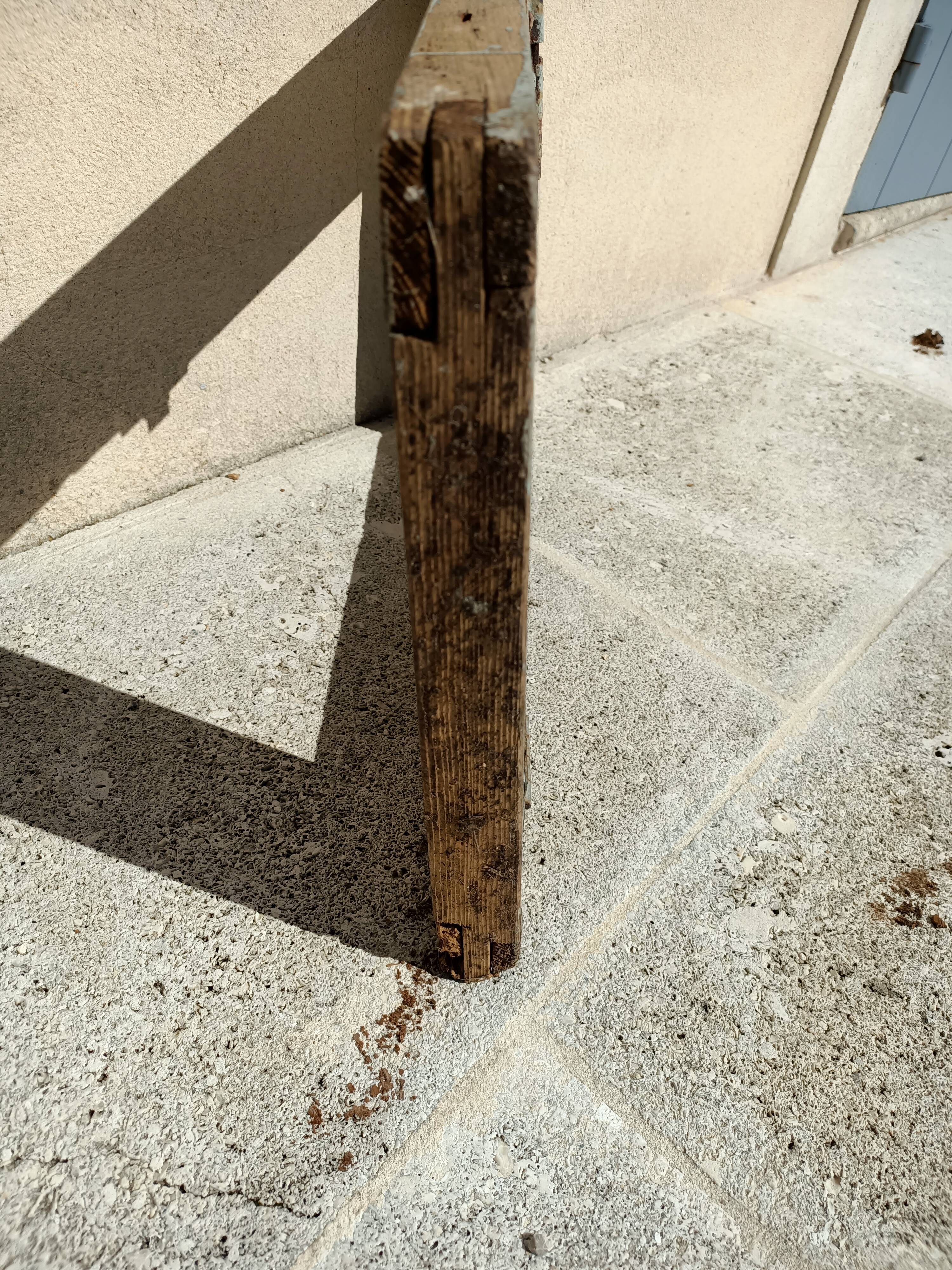 Old wooden fenestron 35x55 cm