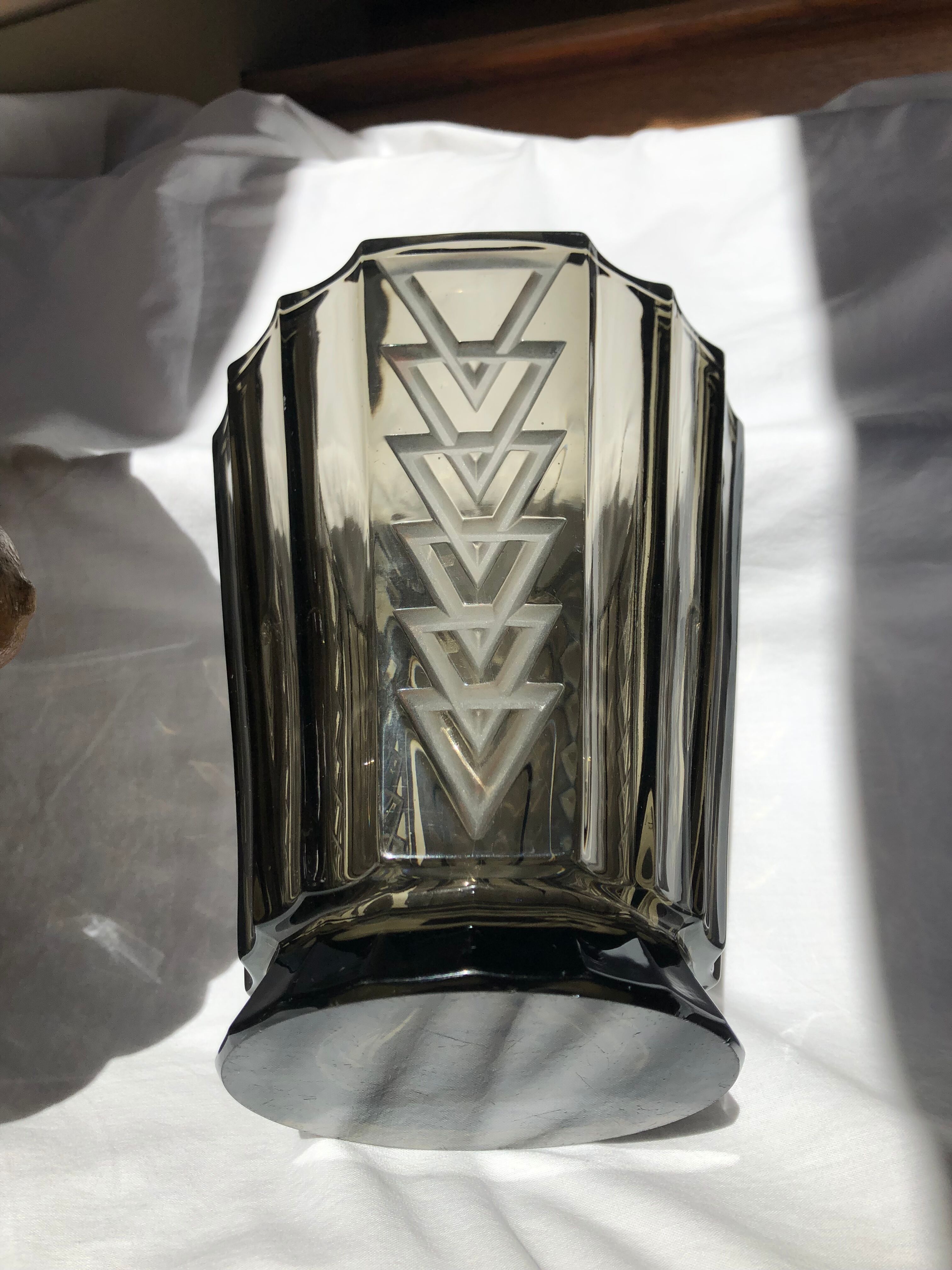 Vase art deco flanelle