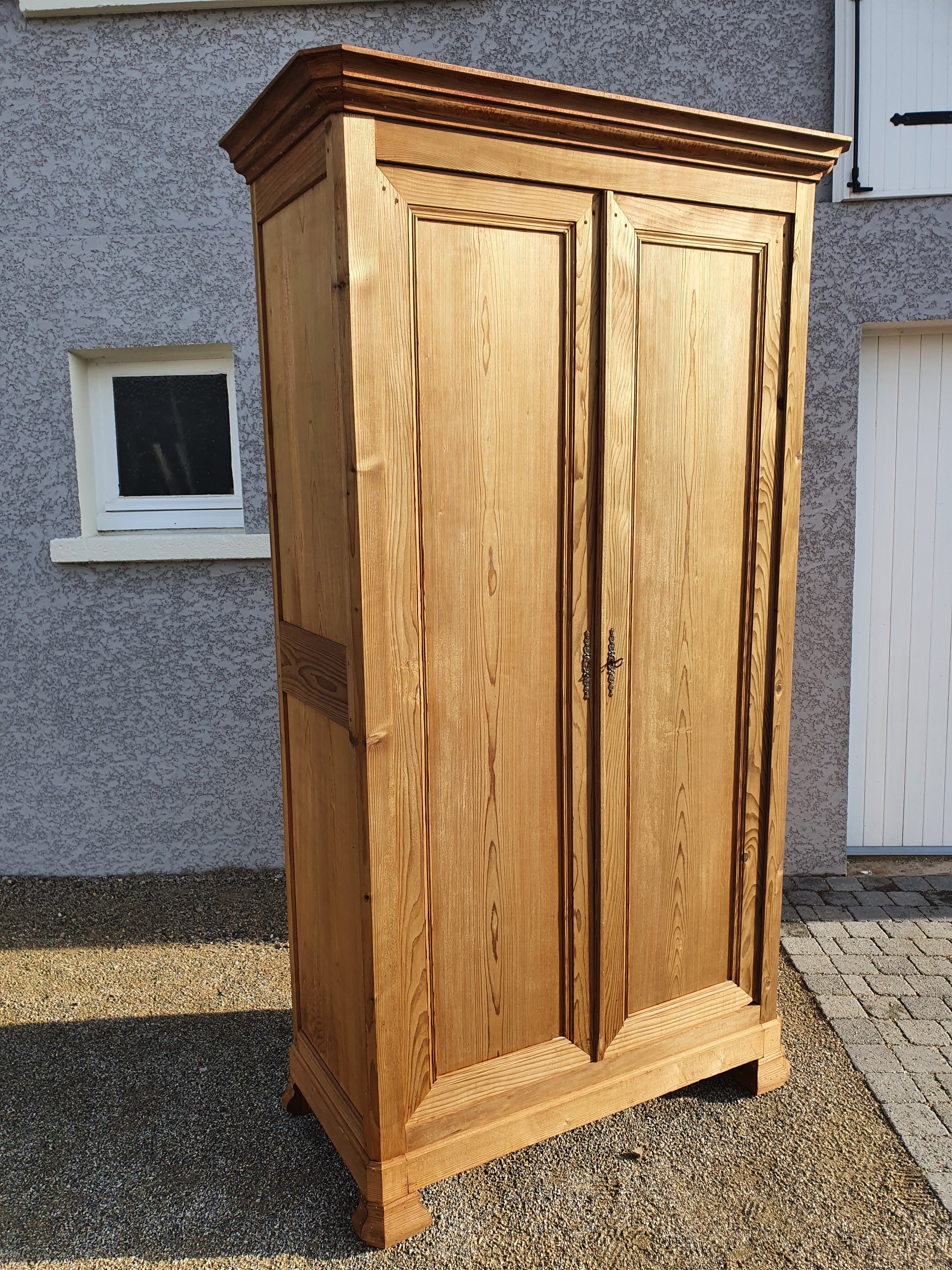 Old Parisian cabinet raw fir 1900