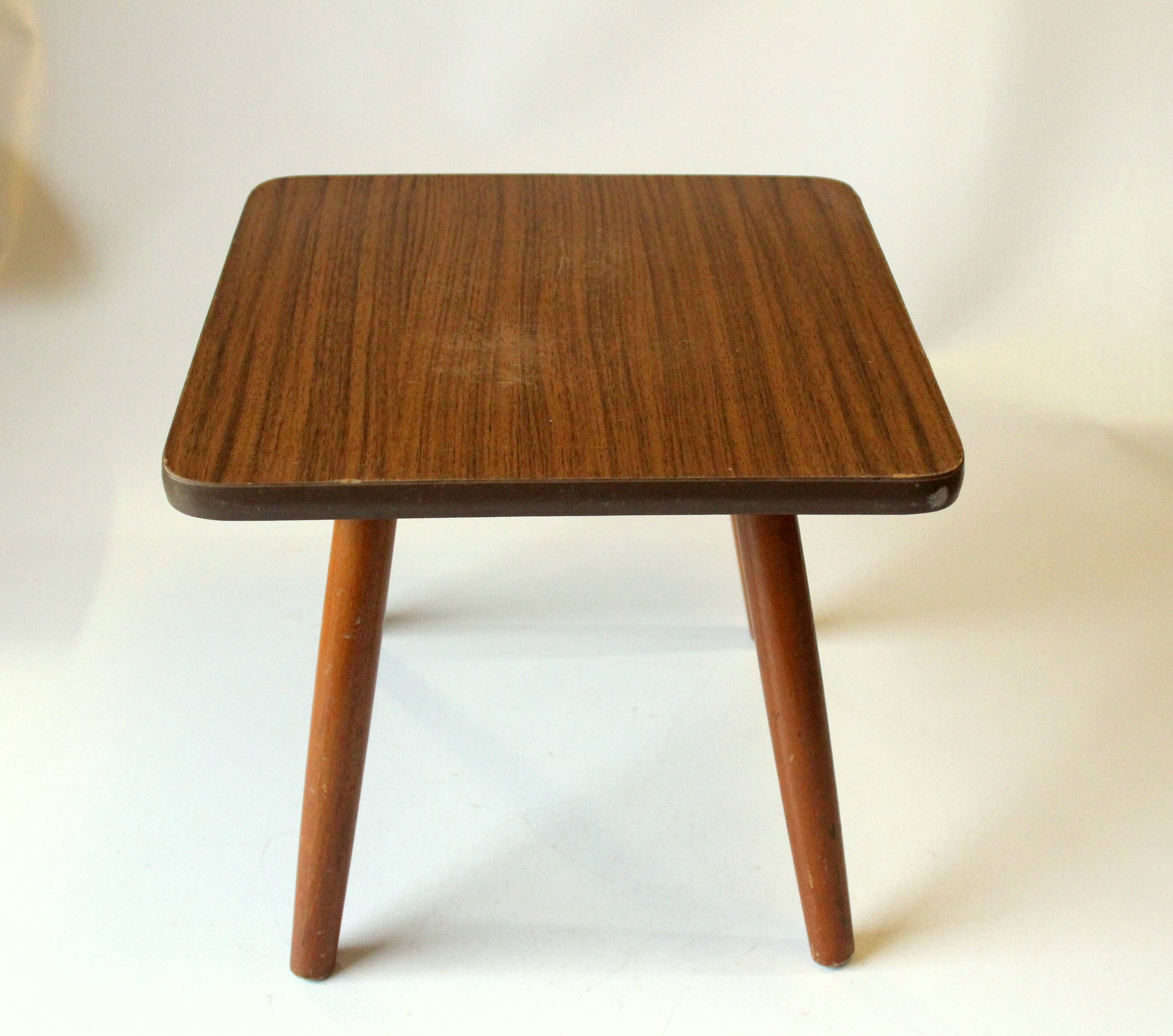 1950s Small wooden side table - plant stand - Vintage