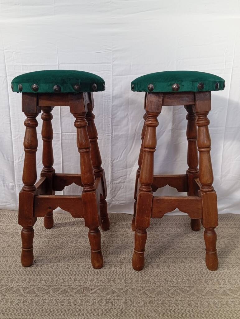 Pair of 70s bar stools