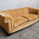 Chesterfield velvet sofa 50'