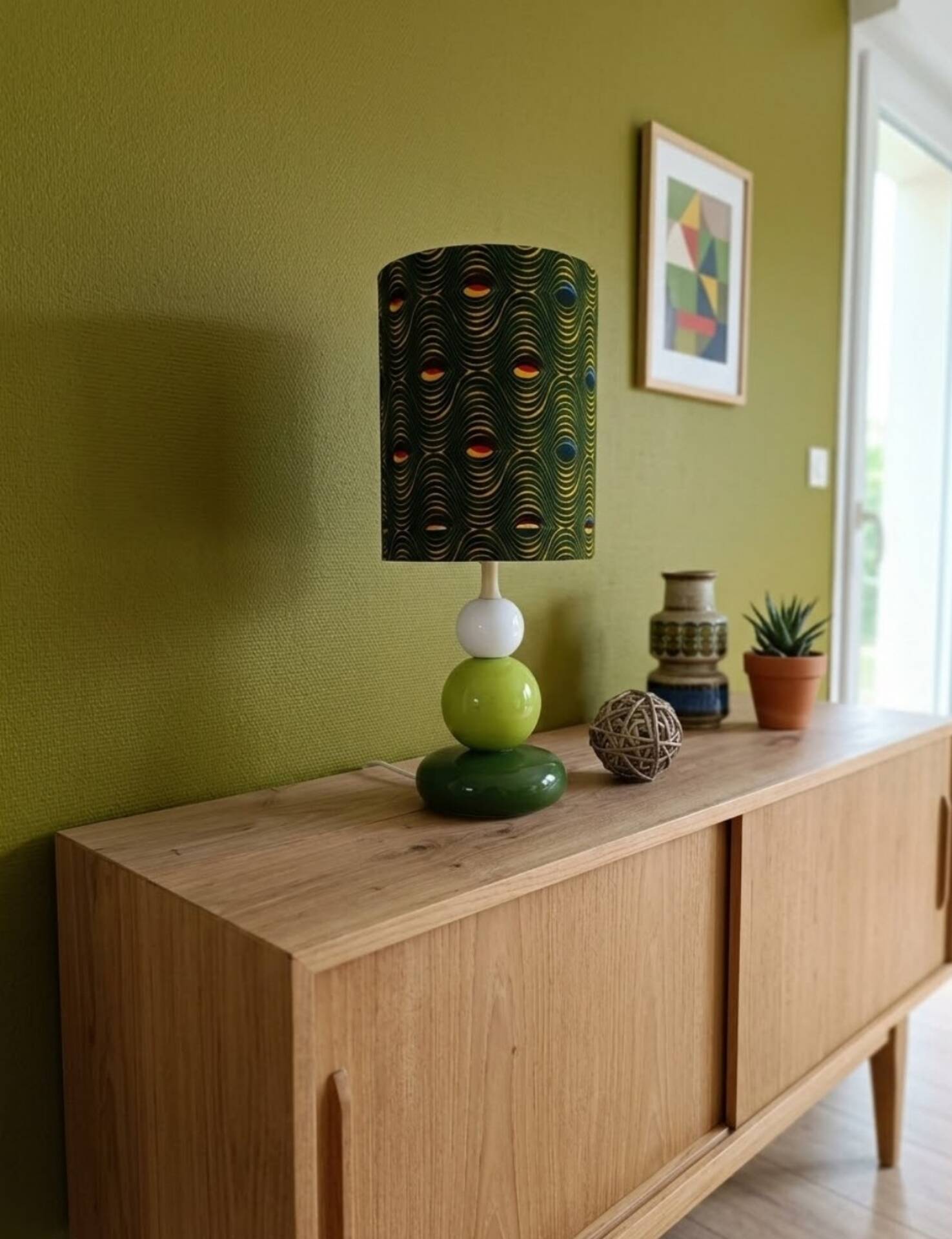 Green totem lamp, vintage afro-pop psychedelic lampshade.