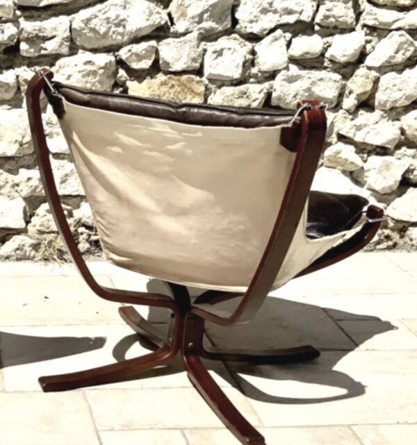 Paire de fauteuils scandinaves, Falcon de Sigurd Ressel années 1970, édités