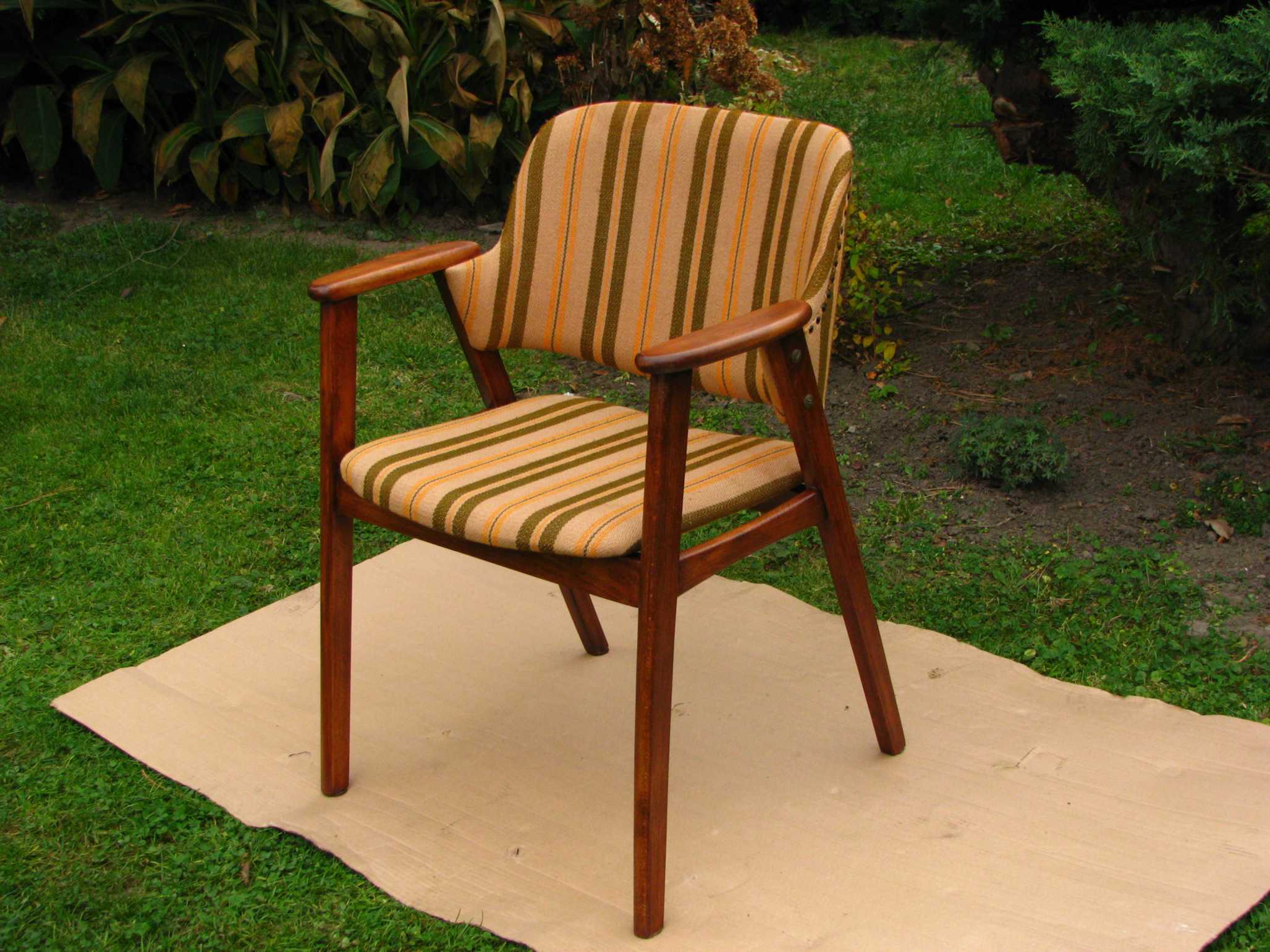 Scandinavian style desk chair