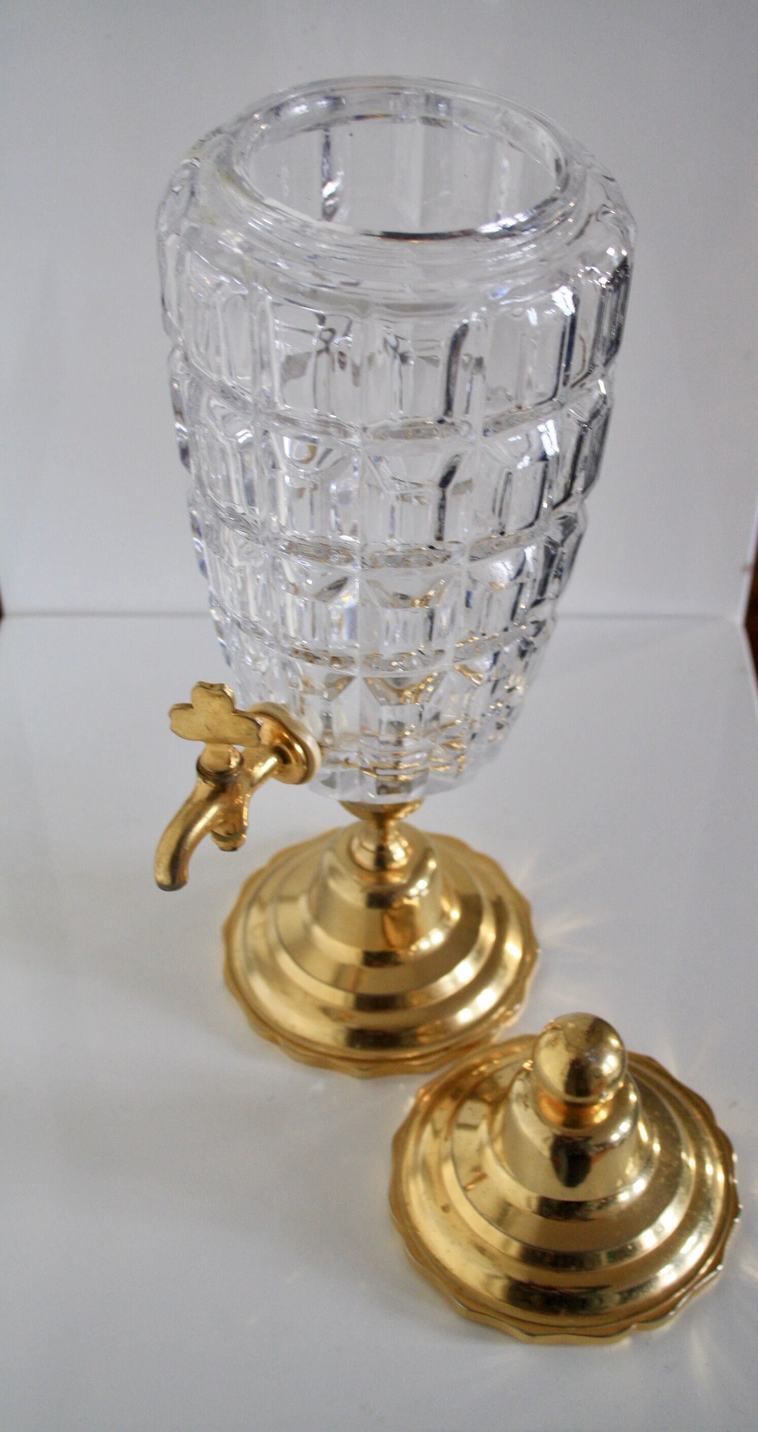 Jug/fountain in Crystal and gold metal