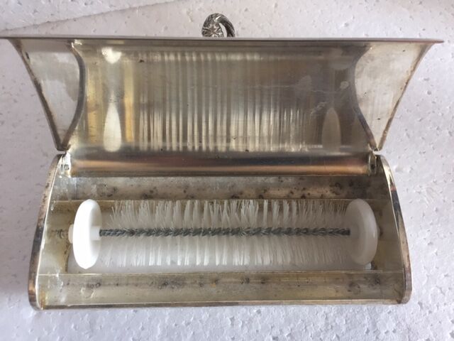 Stainless table crumbs picks