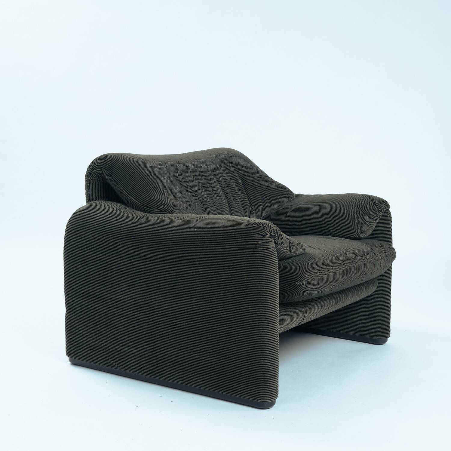 Rare Green Striped Maralunga chair by Magistretti for Cassina, Italy,