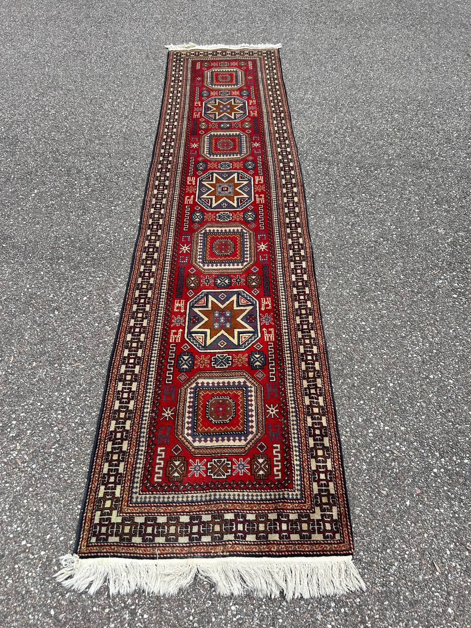 grand tapis de couloir persan